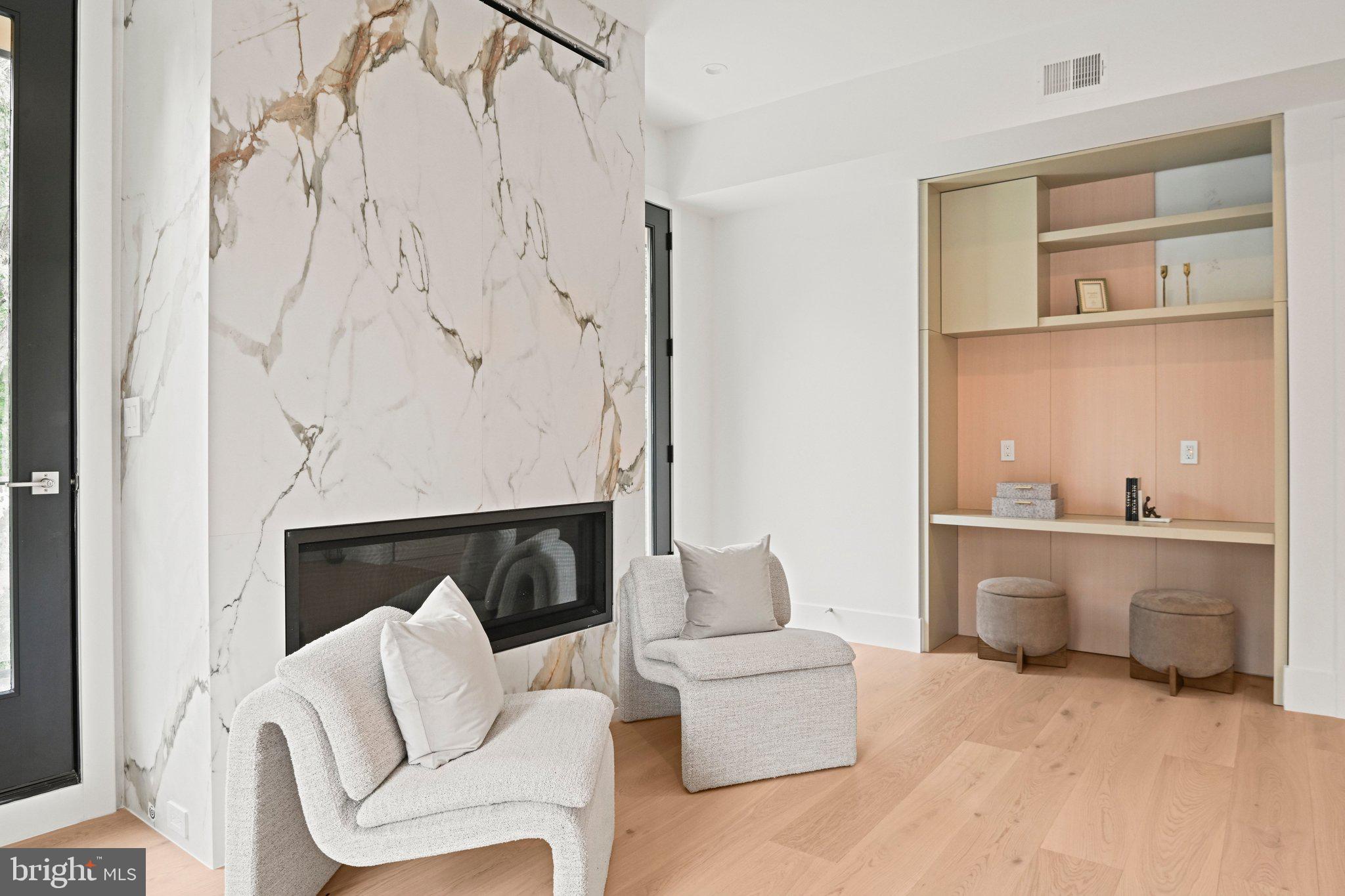 POTOMAC HILLS - Residential