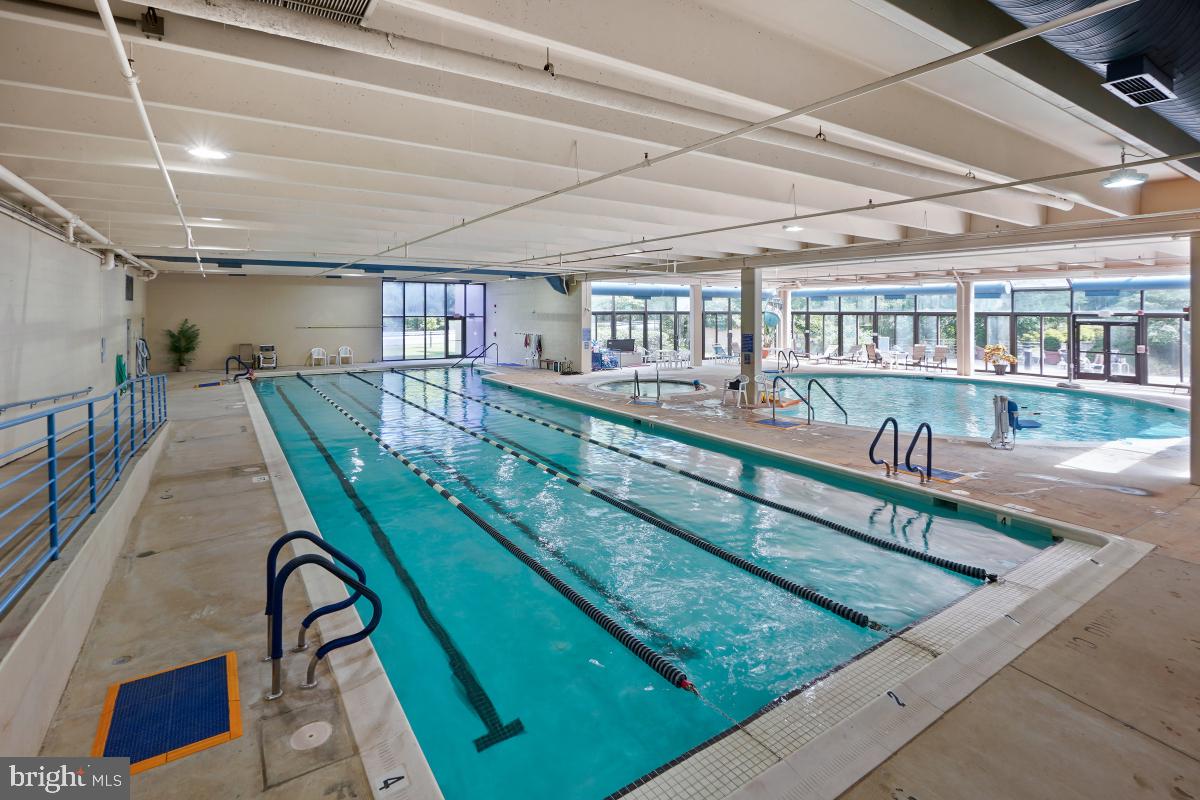 CREEKSIDE AT LEISURE WORLD - Residential