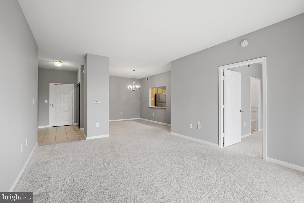 CREEKSIDE AT LEISURE WORLD - Residential