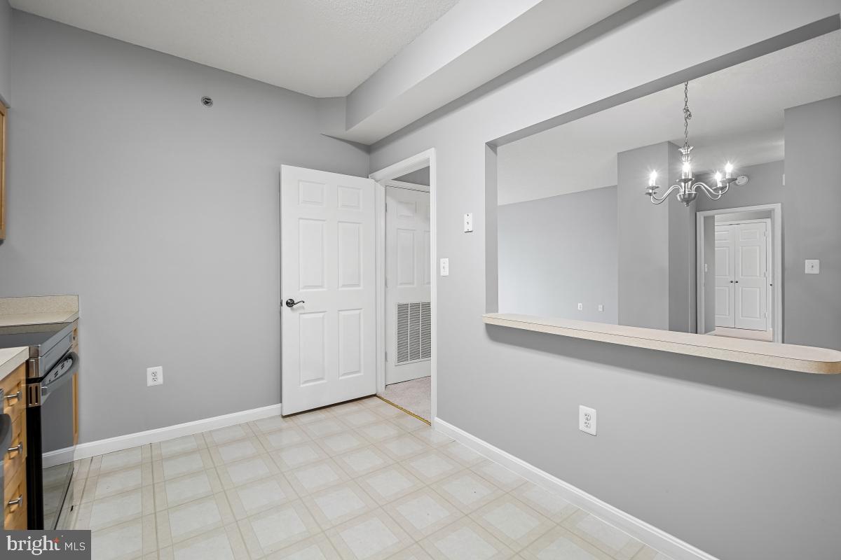 CREEKSIDE AT LEISURE WORLD - Residential
