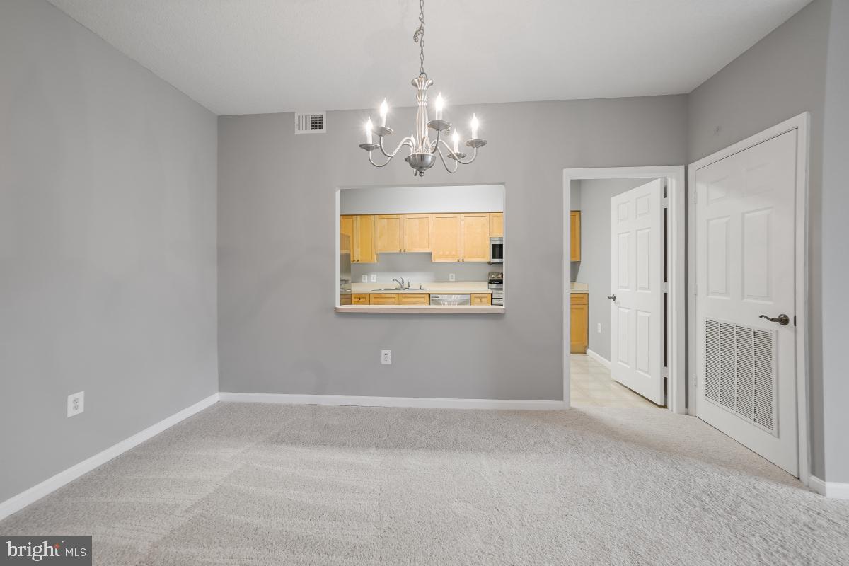 CREEKSIDE AT LEISURE WORLD - Residential