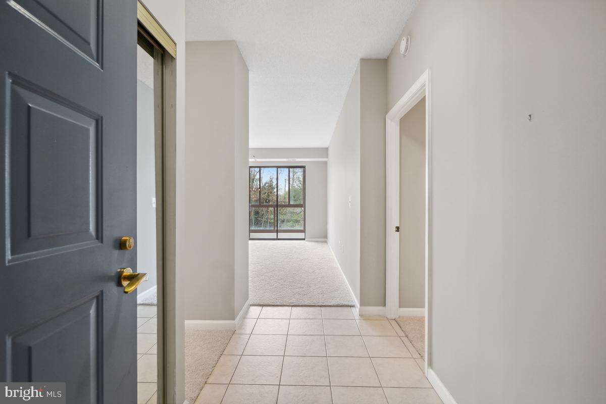 CREEKSIDE AT LEISURE WORLD - Residential