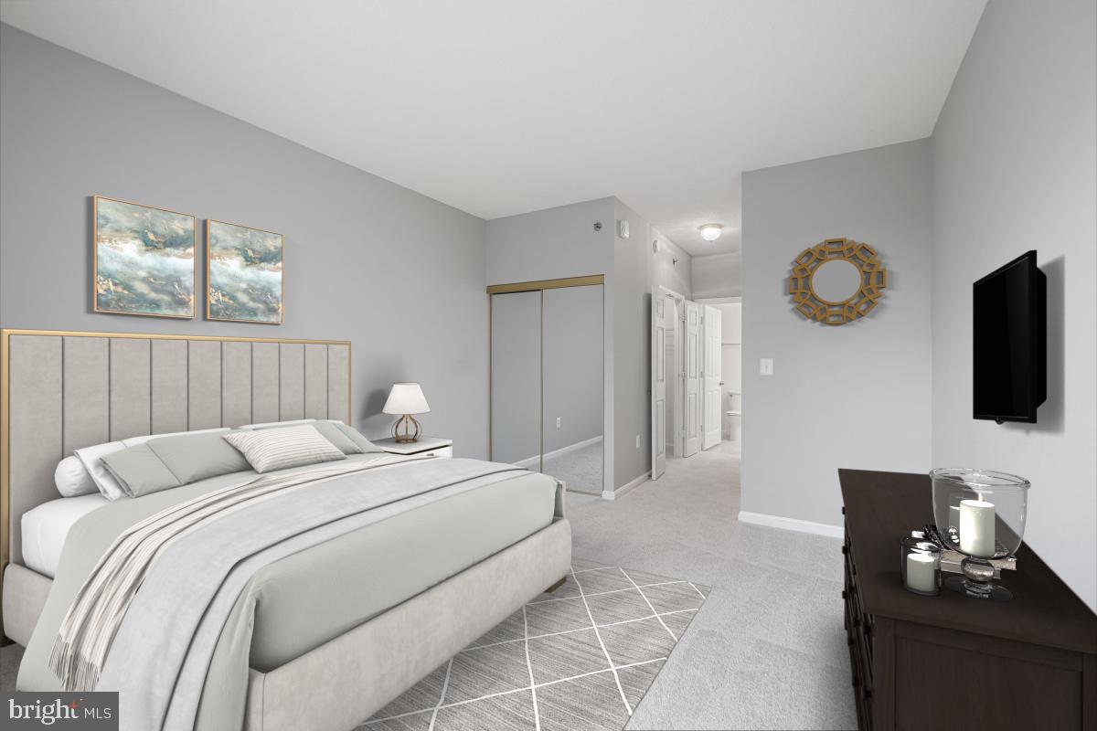 CREEKSIDE AT LEISURE WORLD - Residential