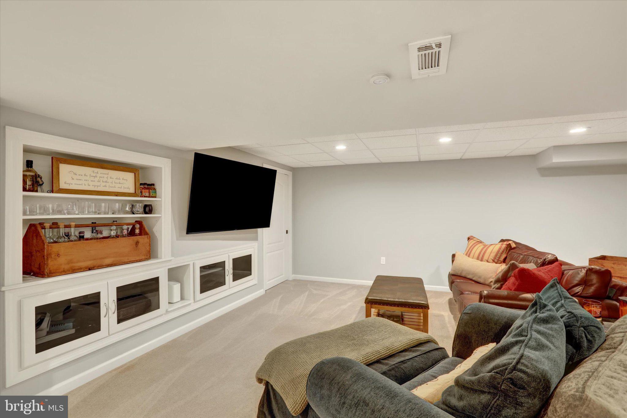 AFTON CHASE - Residential