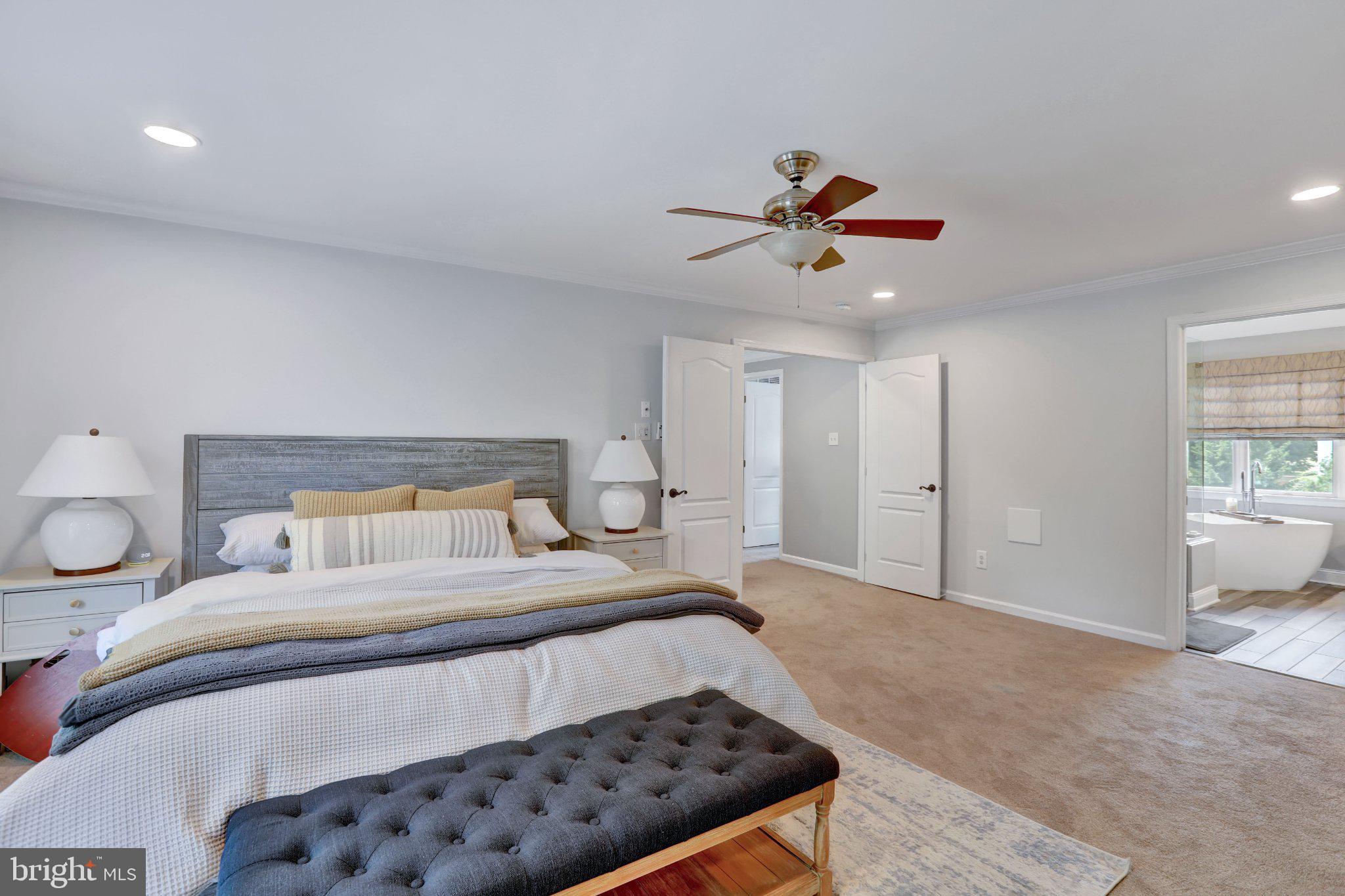 AFTON CHASE - Residential