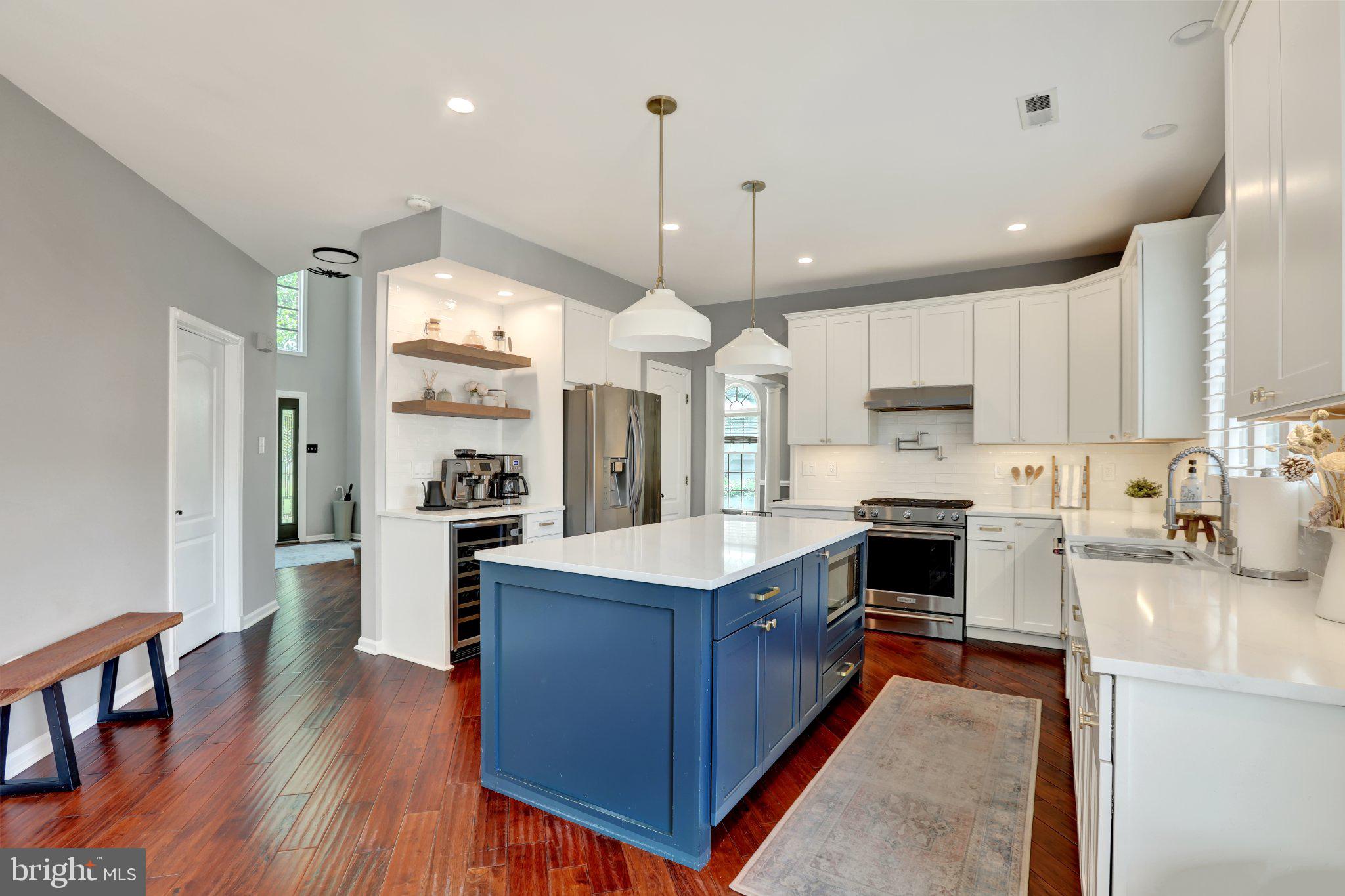 AFTON CHASE - Residential