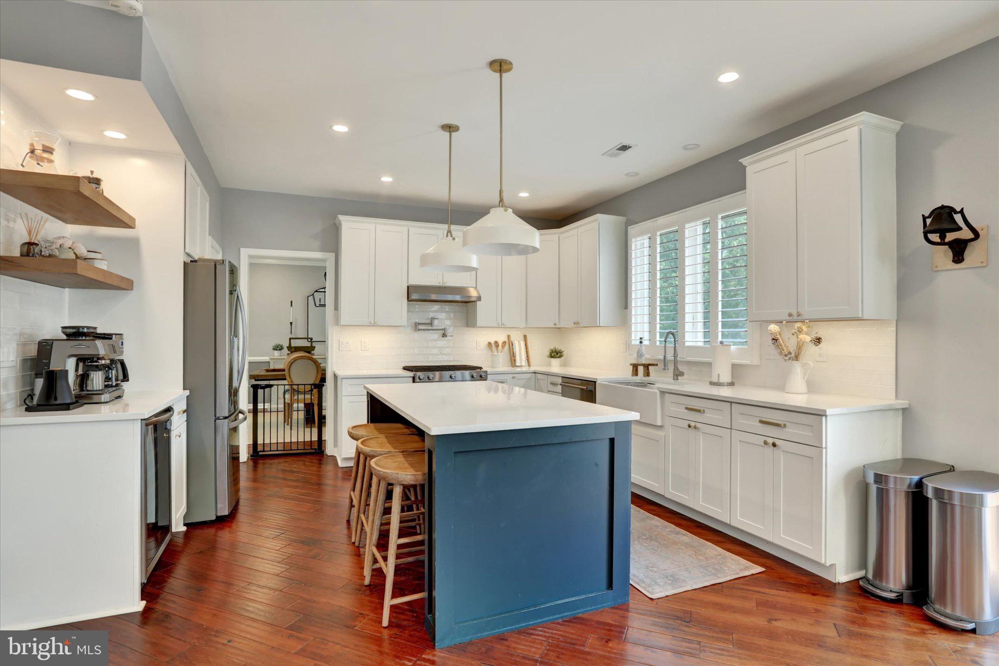 AFTON CHASE - Residential