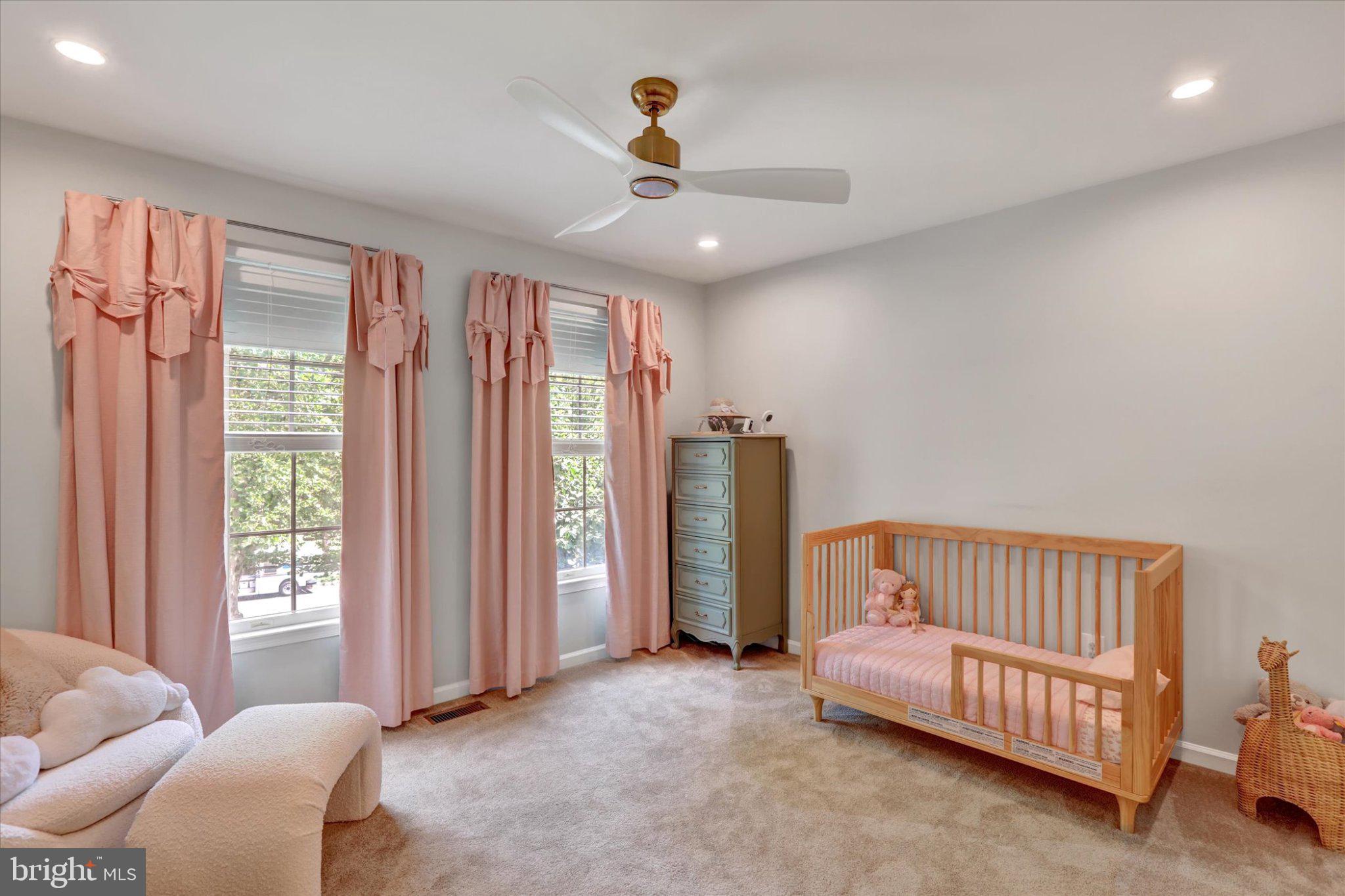 AFTON CHASE - Residential