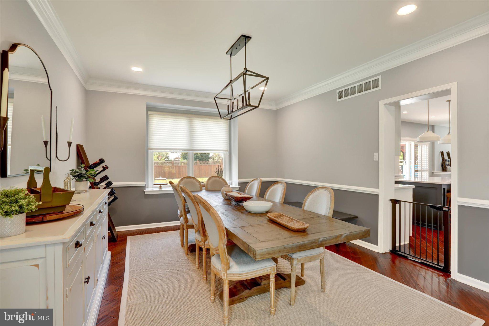 AFTON CHASE - Residential