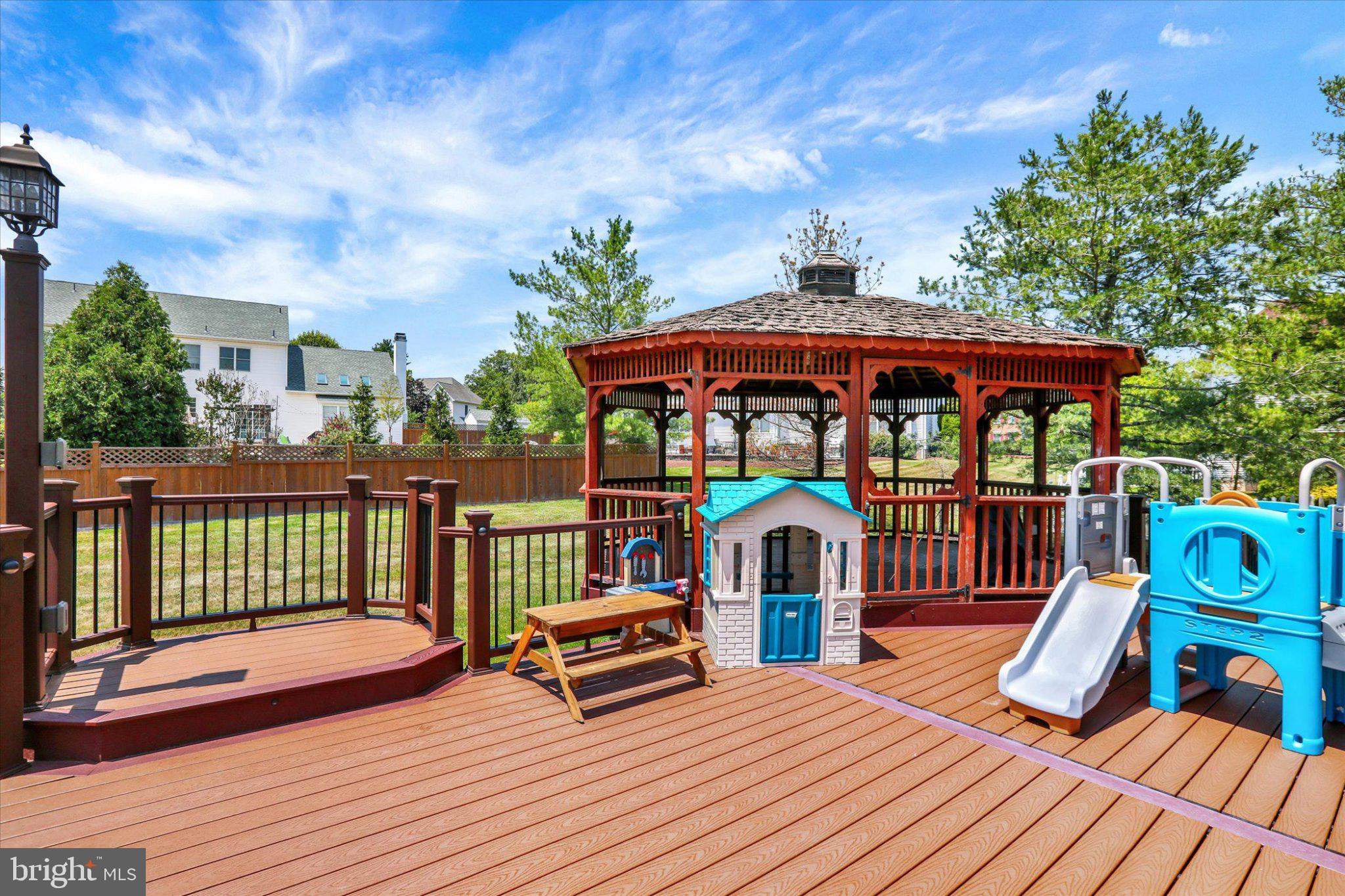 AFTON CHASE - Residential