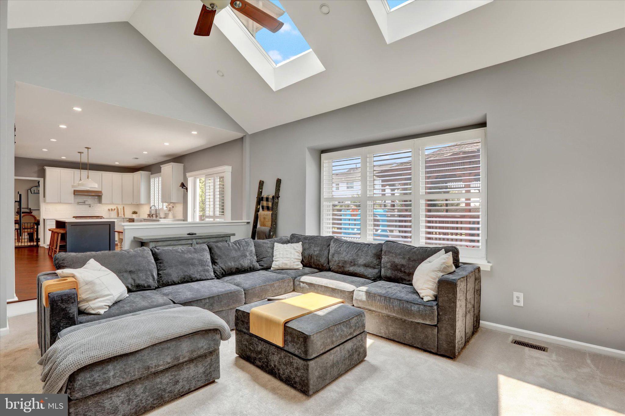 AFTON CHASE - Residential