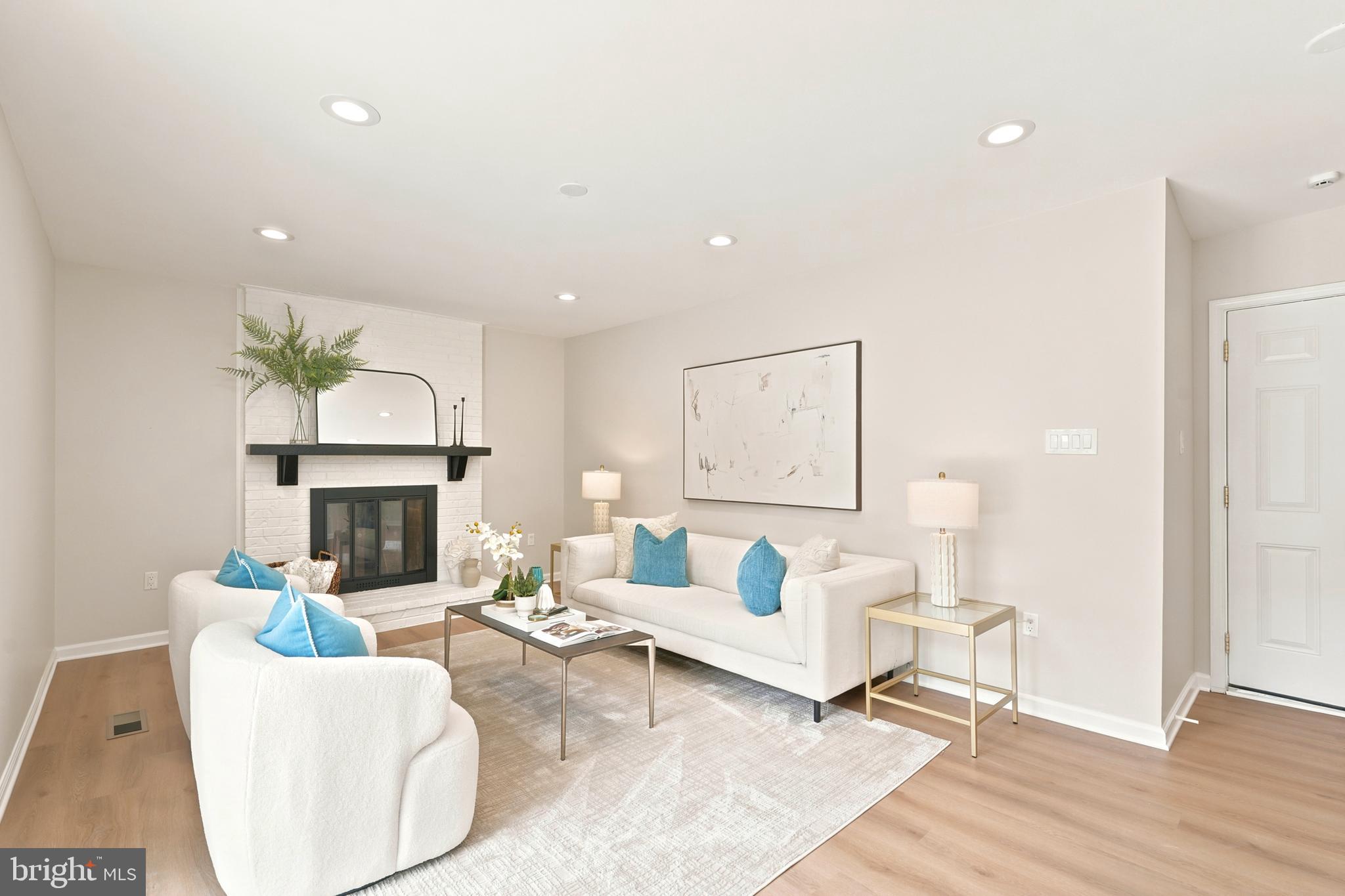 BURKE CENTRE - Residential