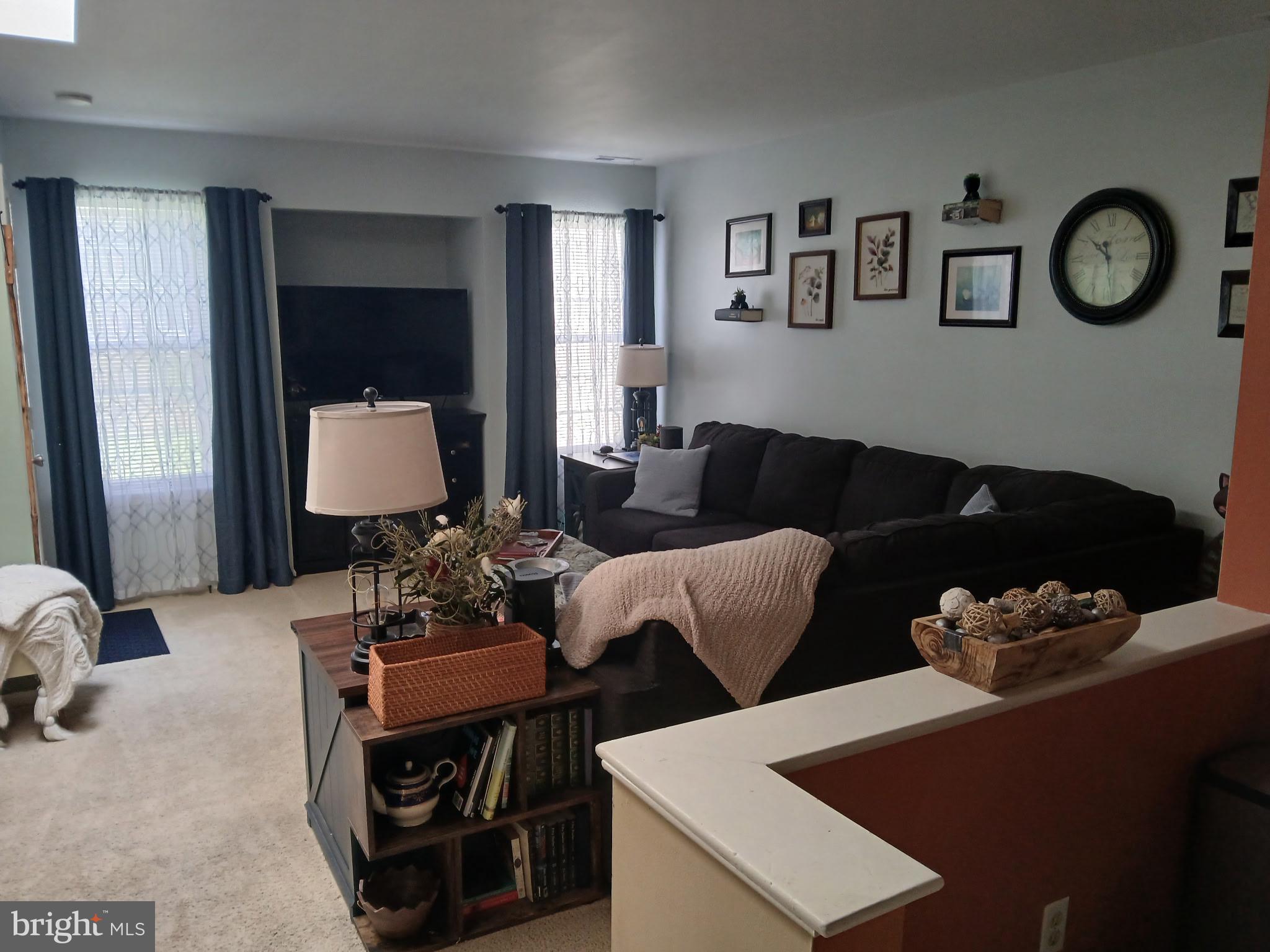 CROWN POINTE - Residential