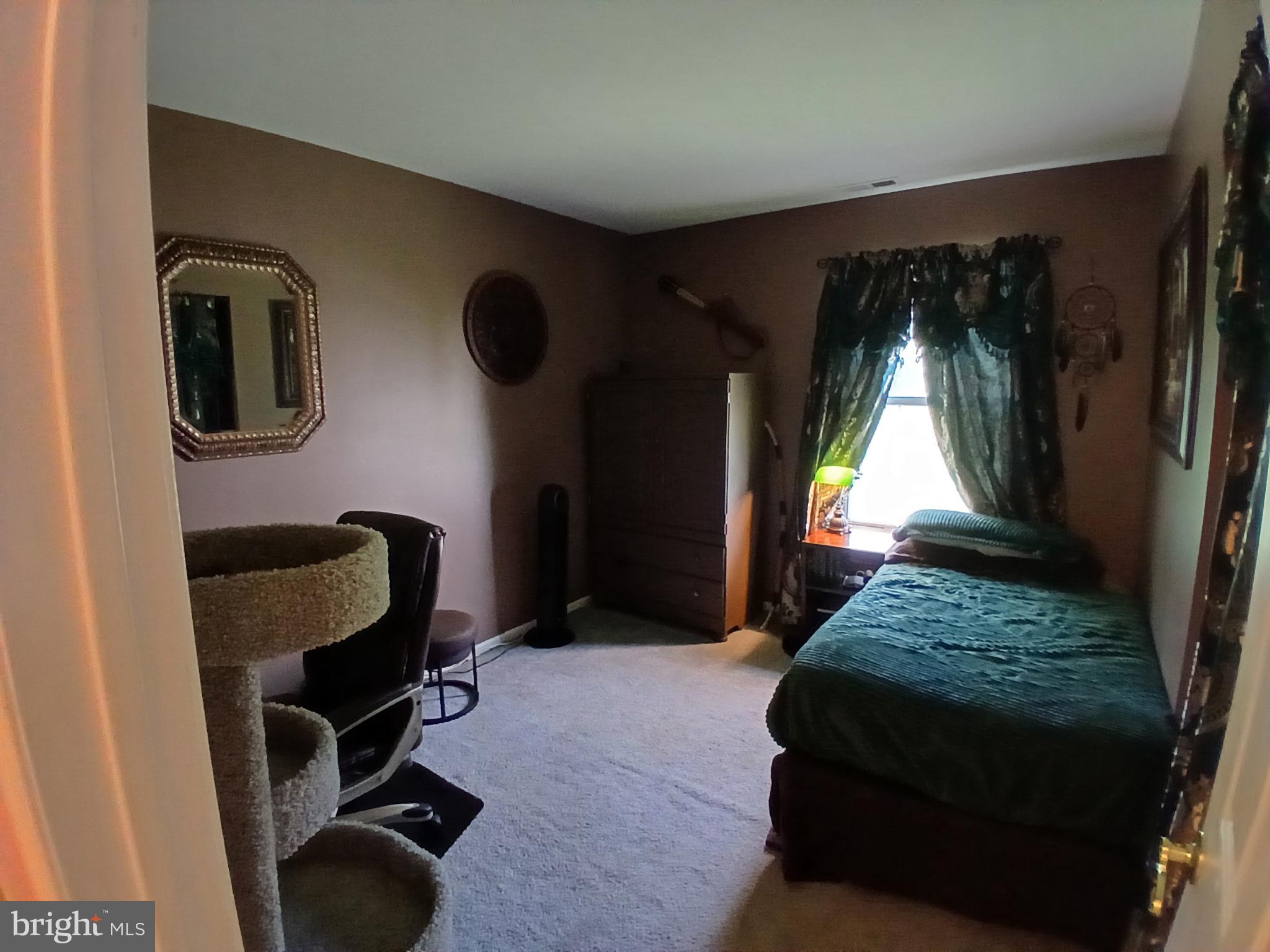 CROWN POINTE - Residential