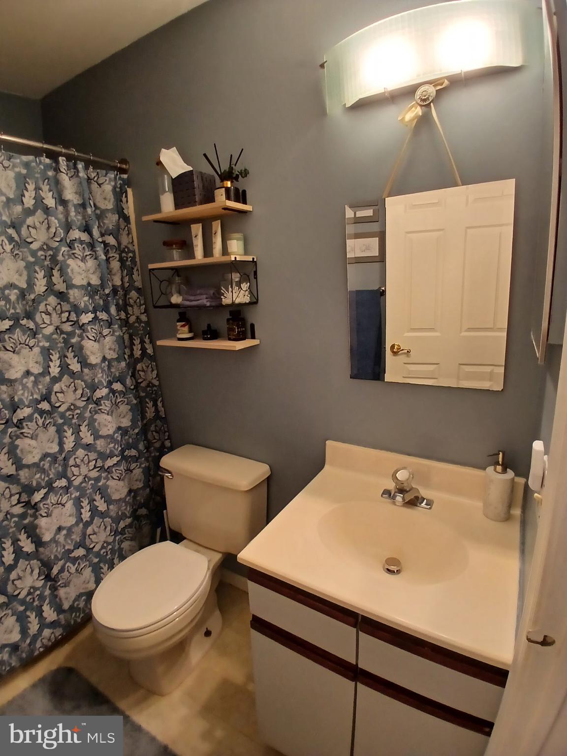 CROWN POINTE - Residential