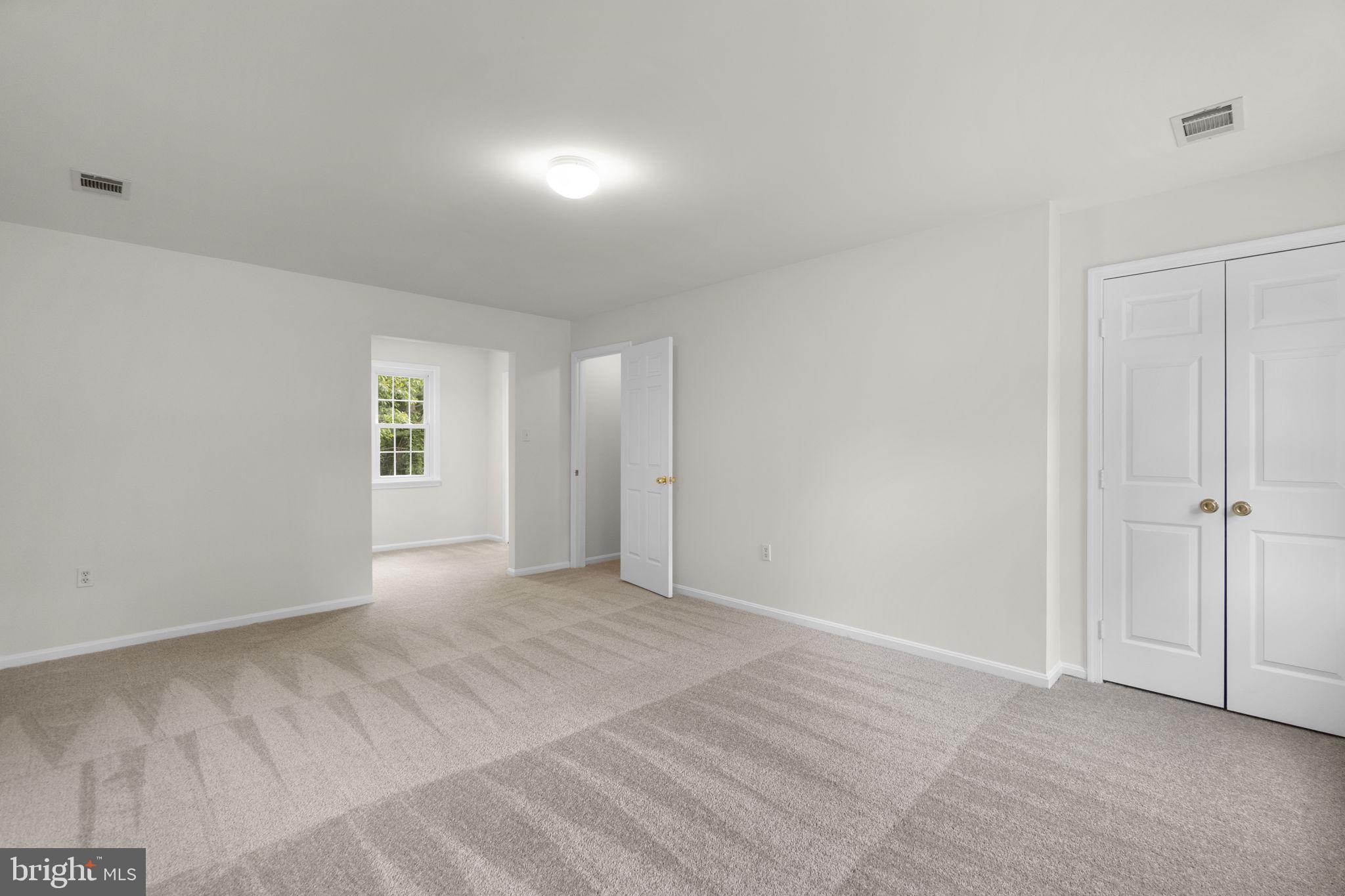 RIVERS EDGE - Residential
