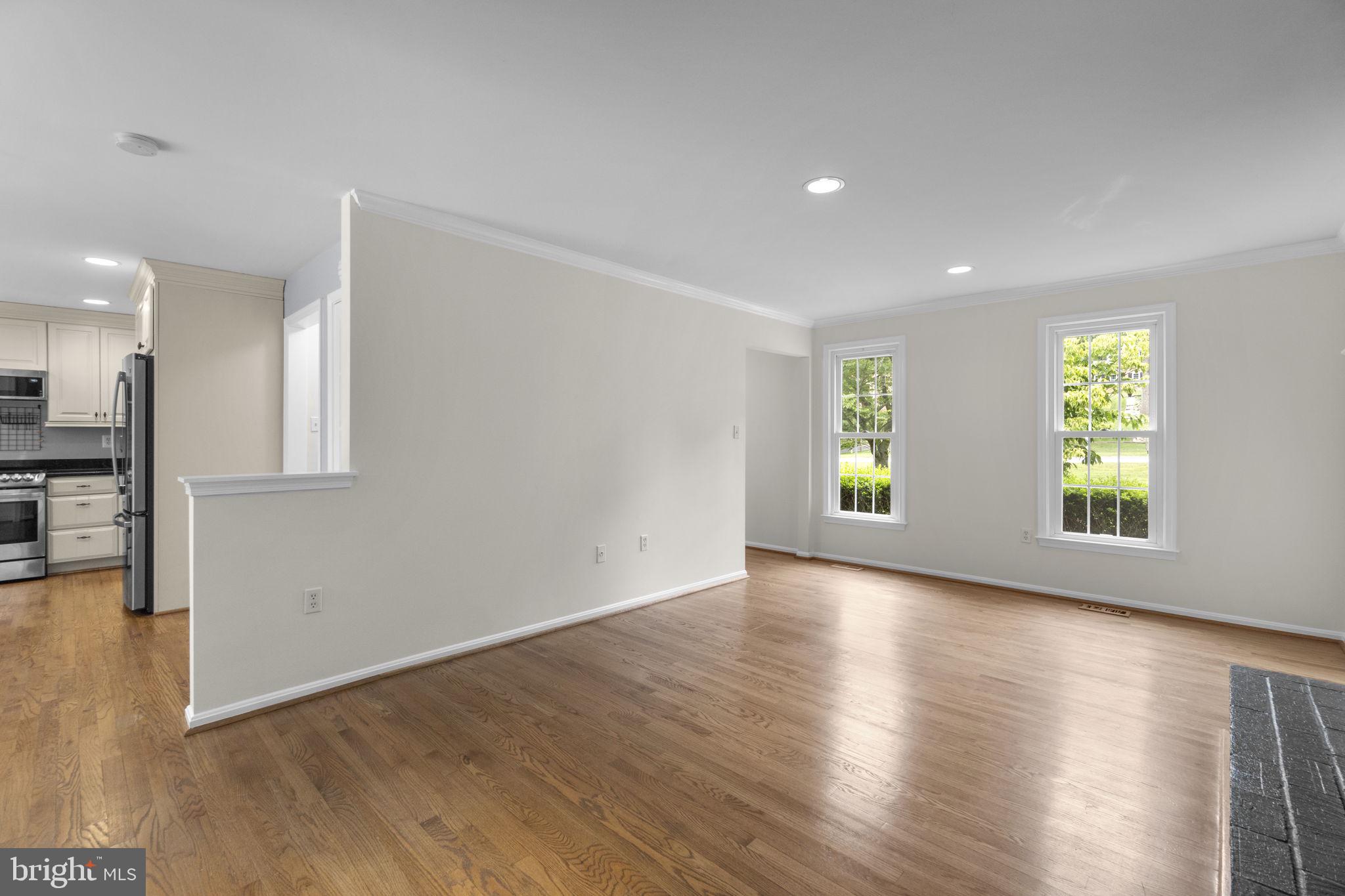 RIVERS EDGE - Residential