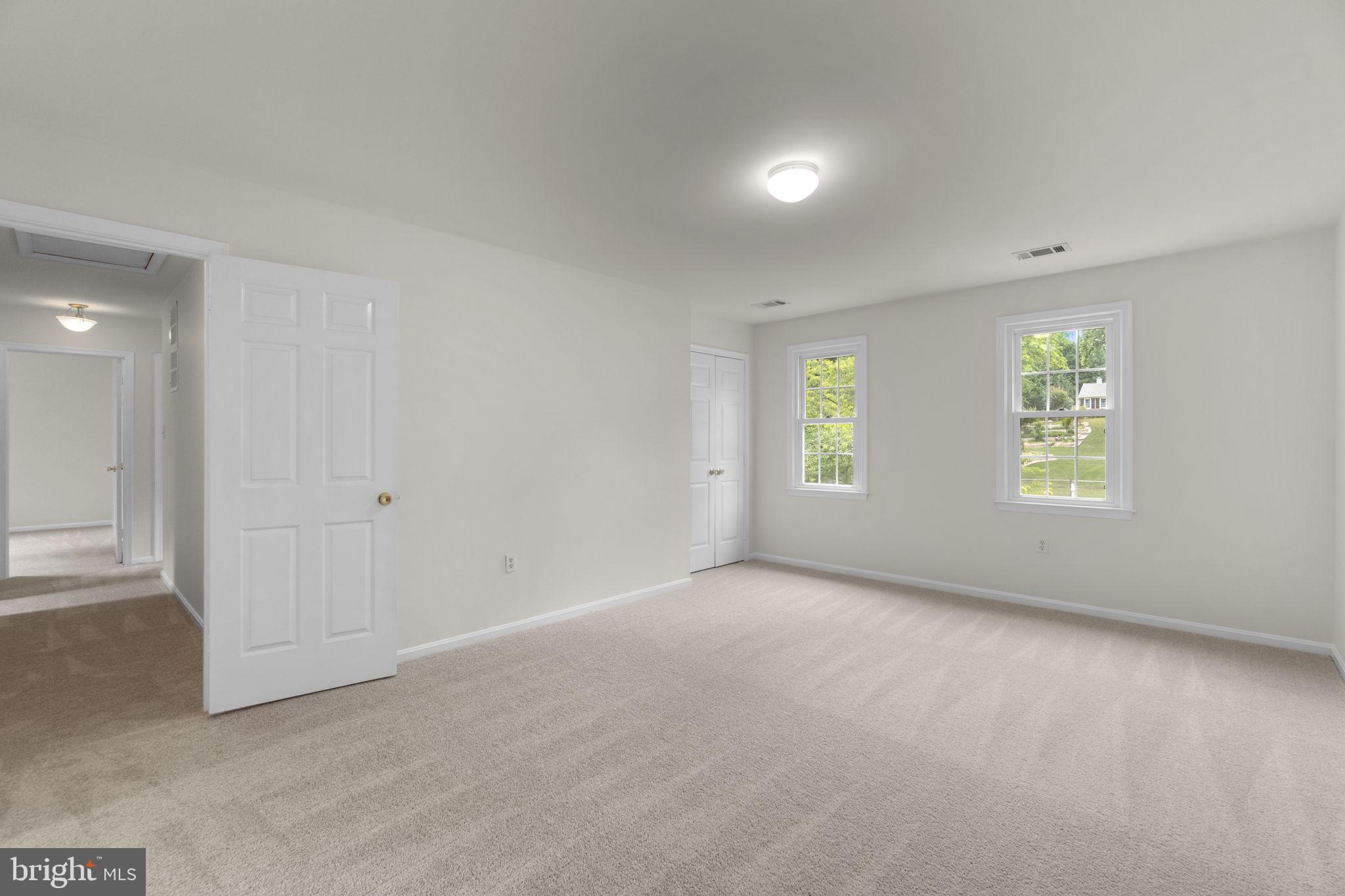 RIVERS EDGE - Residential