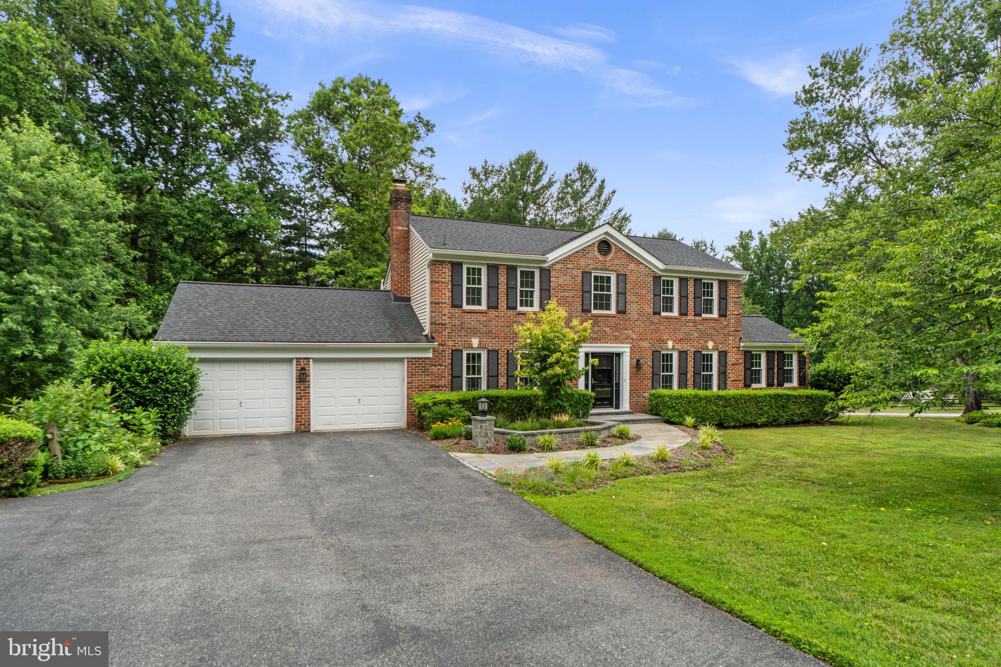RIVERS EDGE - Residential