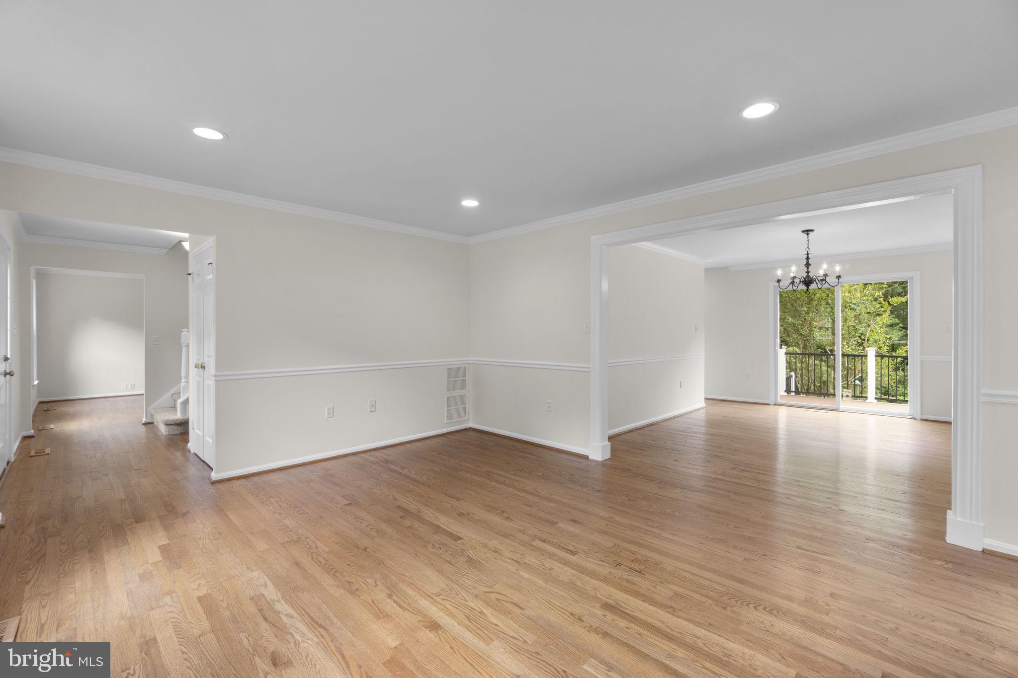 RIVERS EDGE - Residential