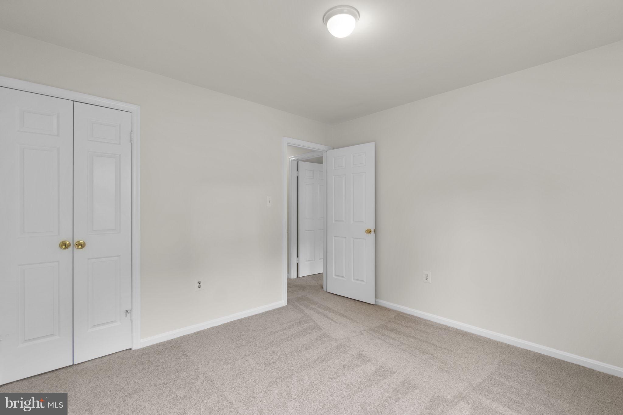 RIVERS EDGE - Residential