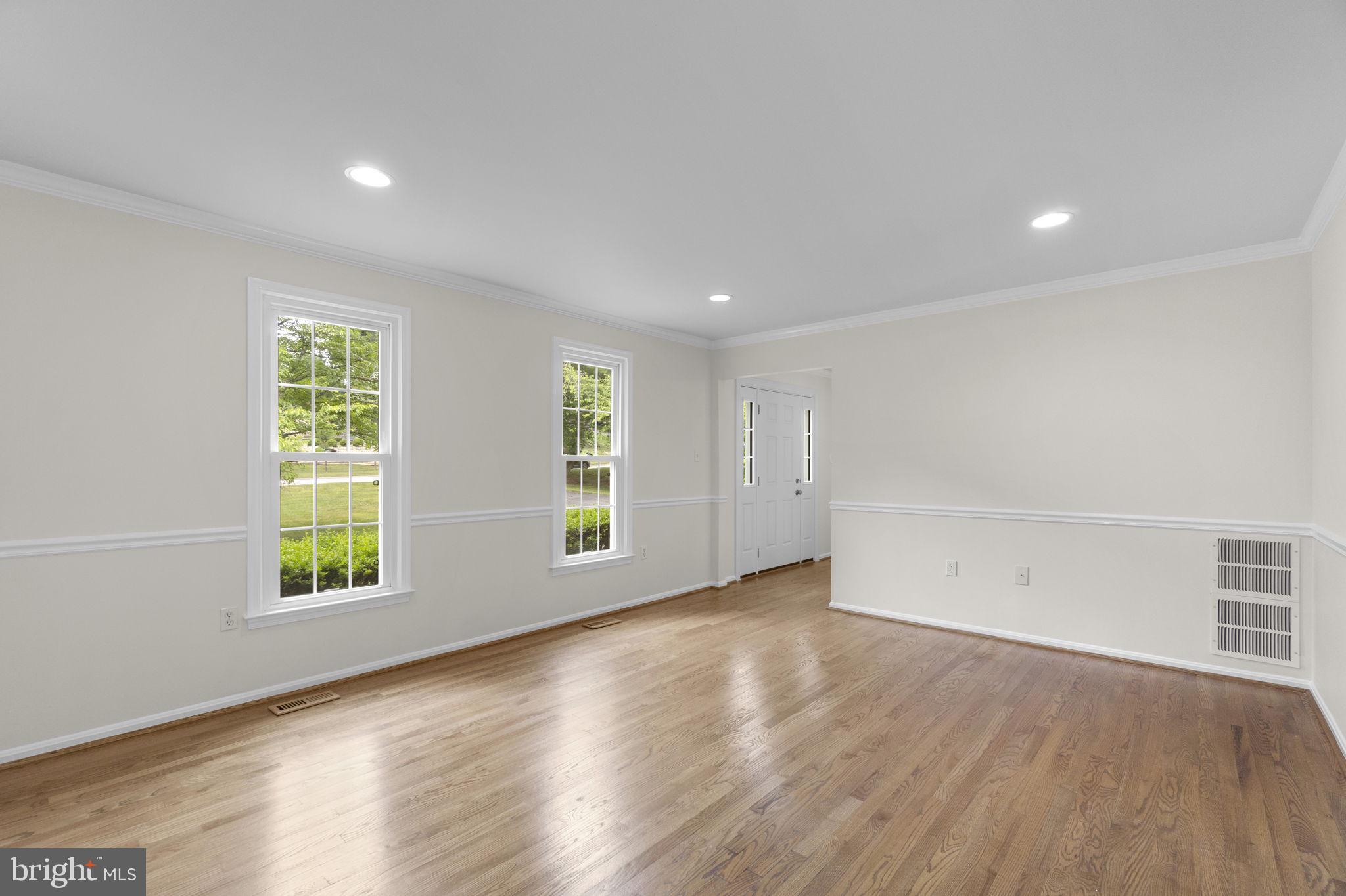 RIVERS EDGE - Residential