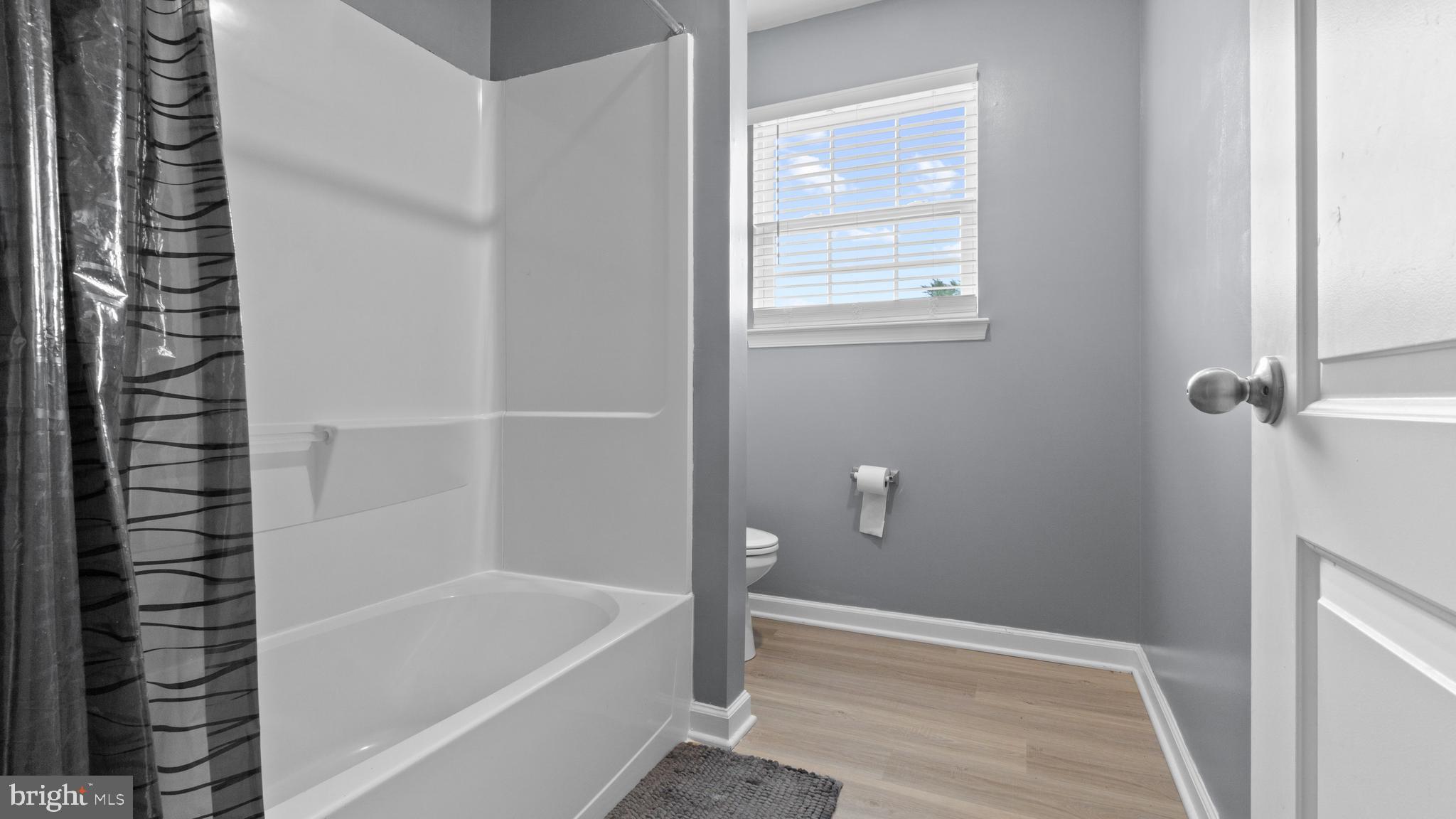 BROOKFIELD - Residential