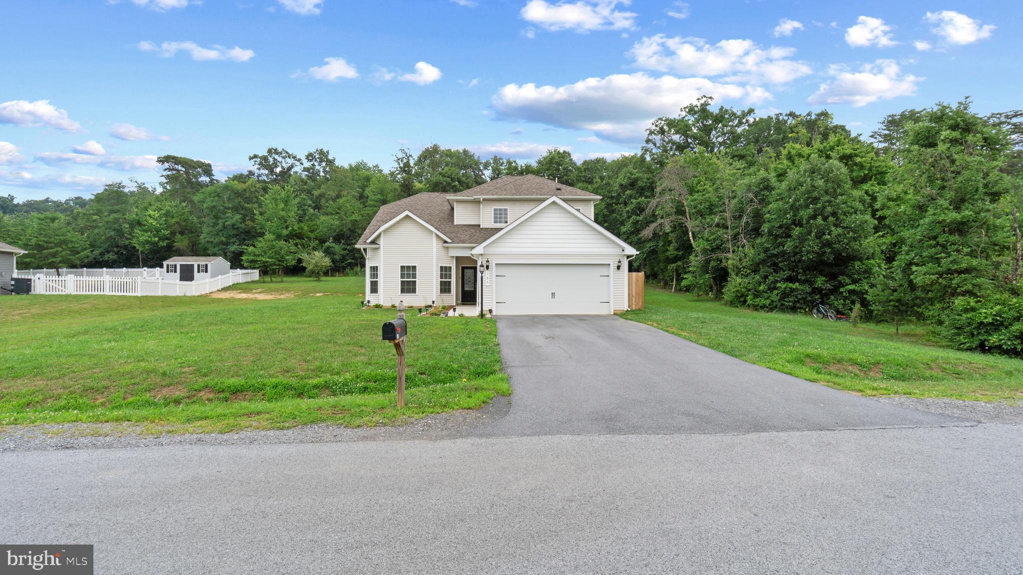 BROOKFIELD - Residential