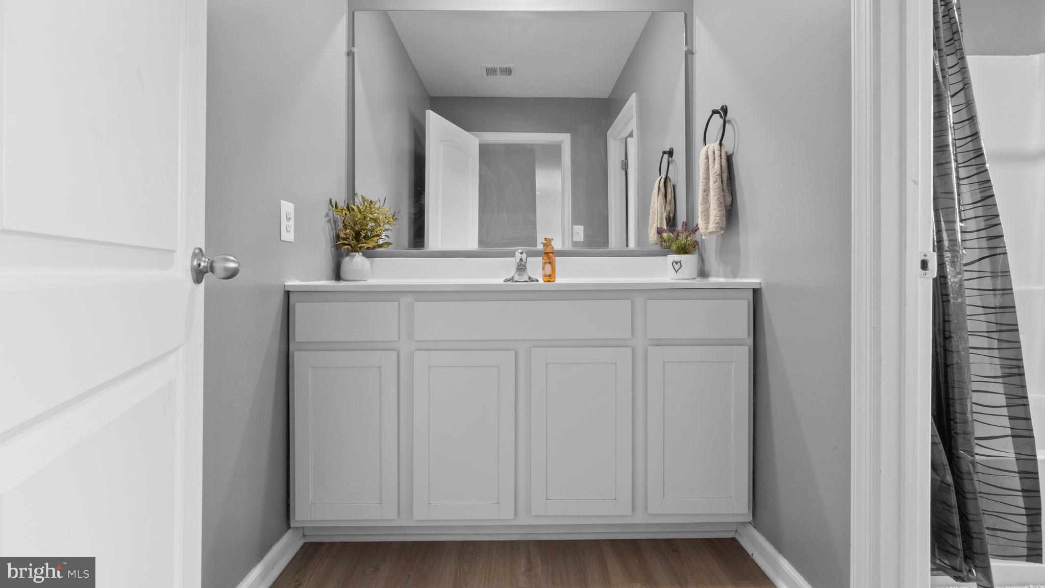 BROOKFIELD - Residential