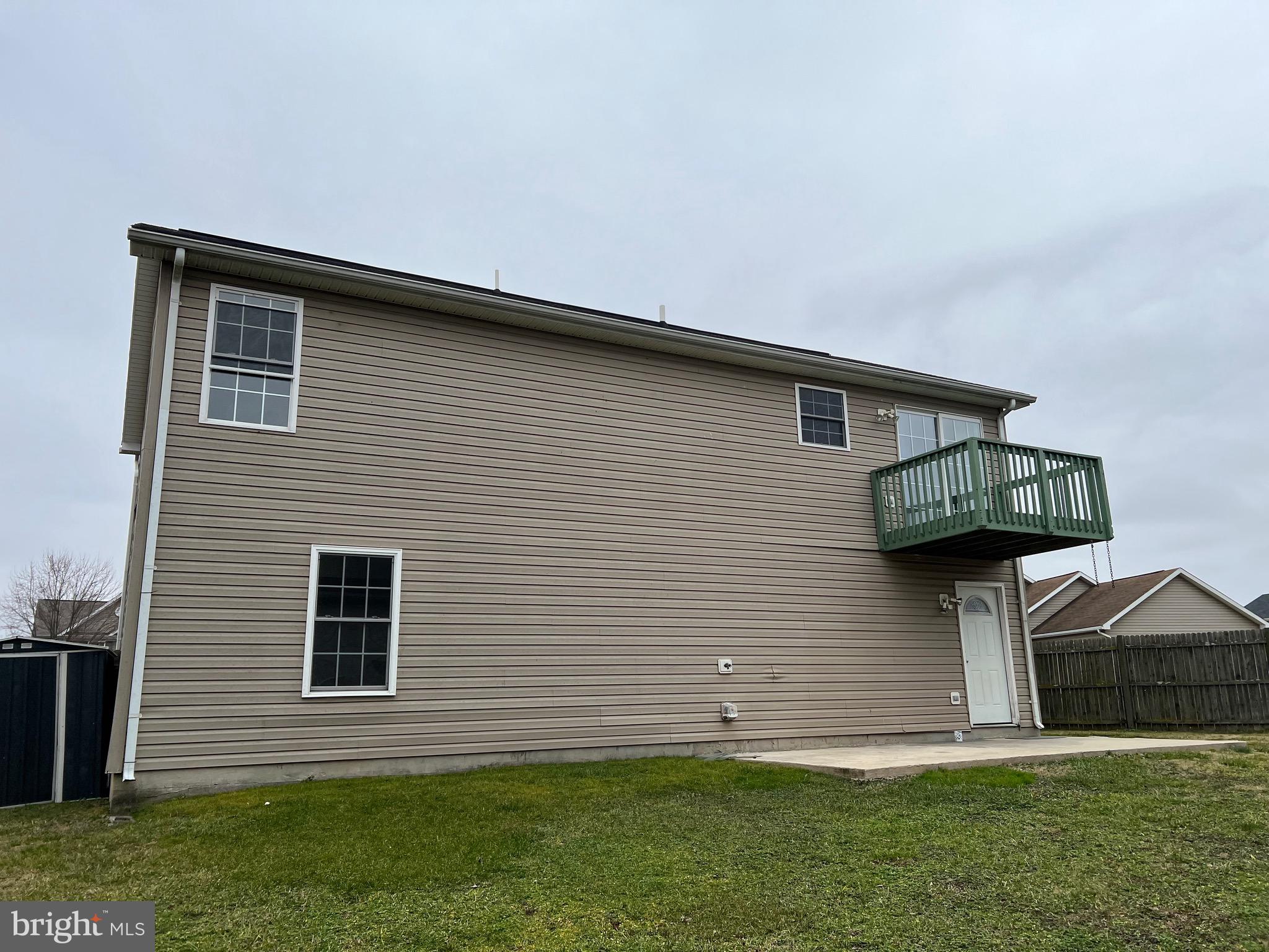 SYCAMORE VILLAGE - Residential Lease