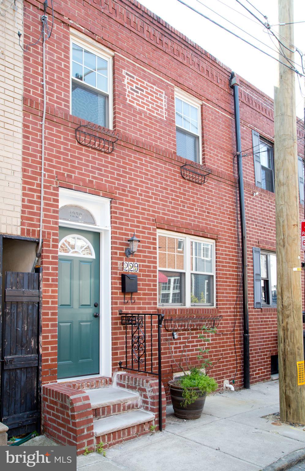 PASSYUNK SQUARE - Residential