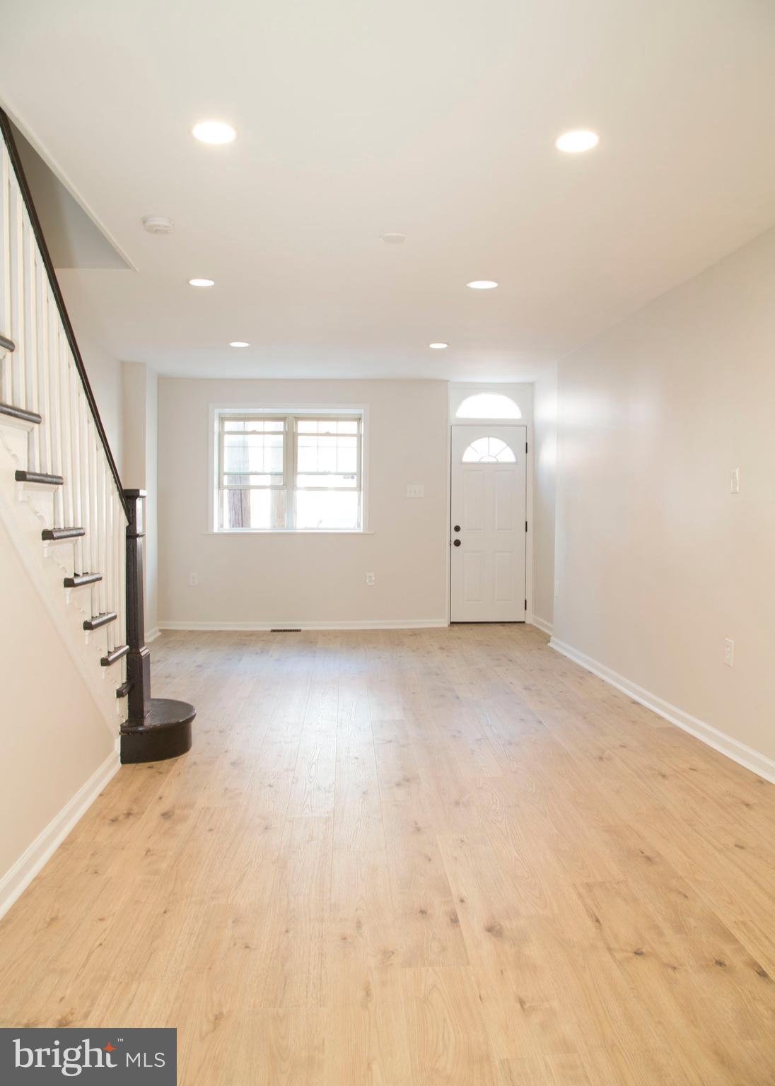PASSYUNK SQUARE - Residential