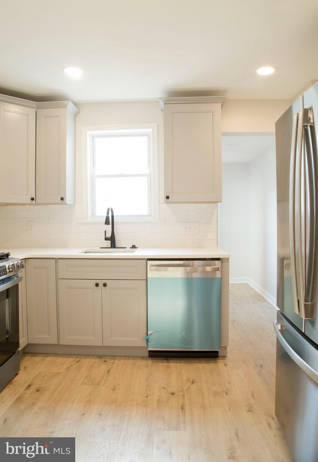 PASSYUNK SQUARE - Residential