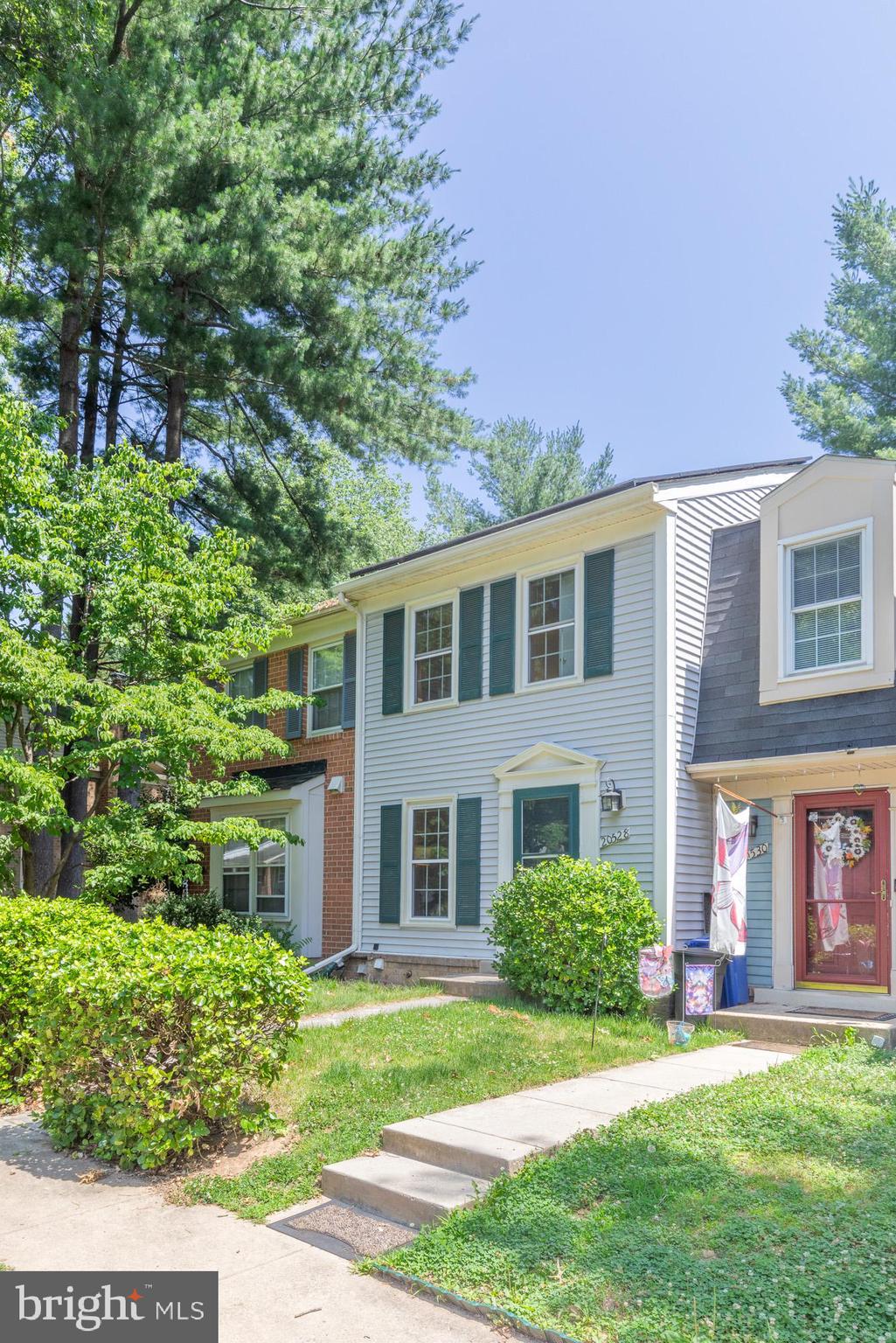 ESSEX PLACE - Residential