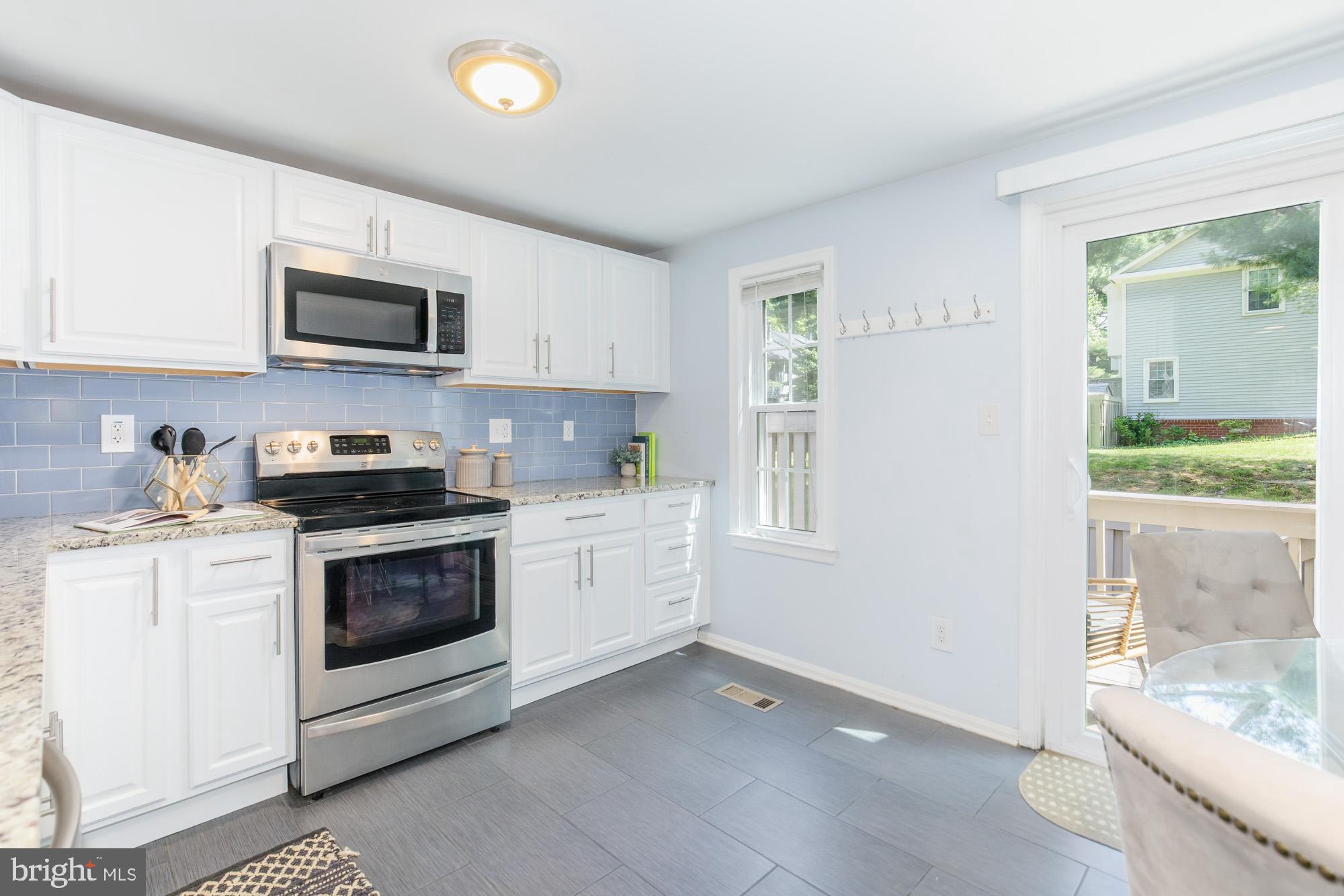 ESSEX PLACE - Residential