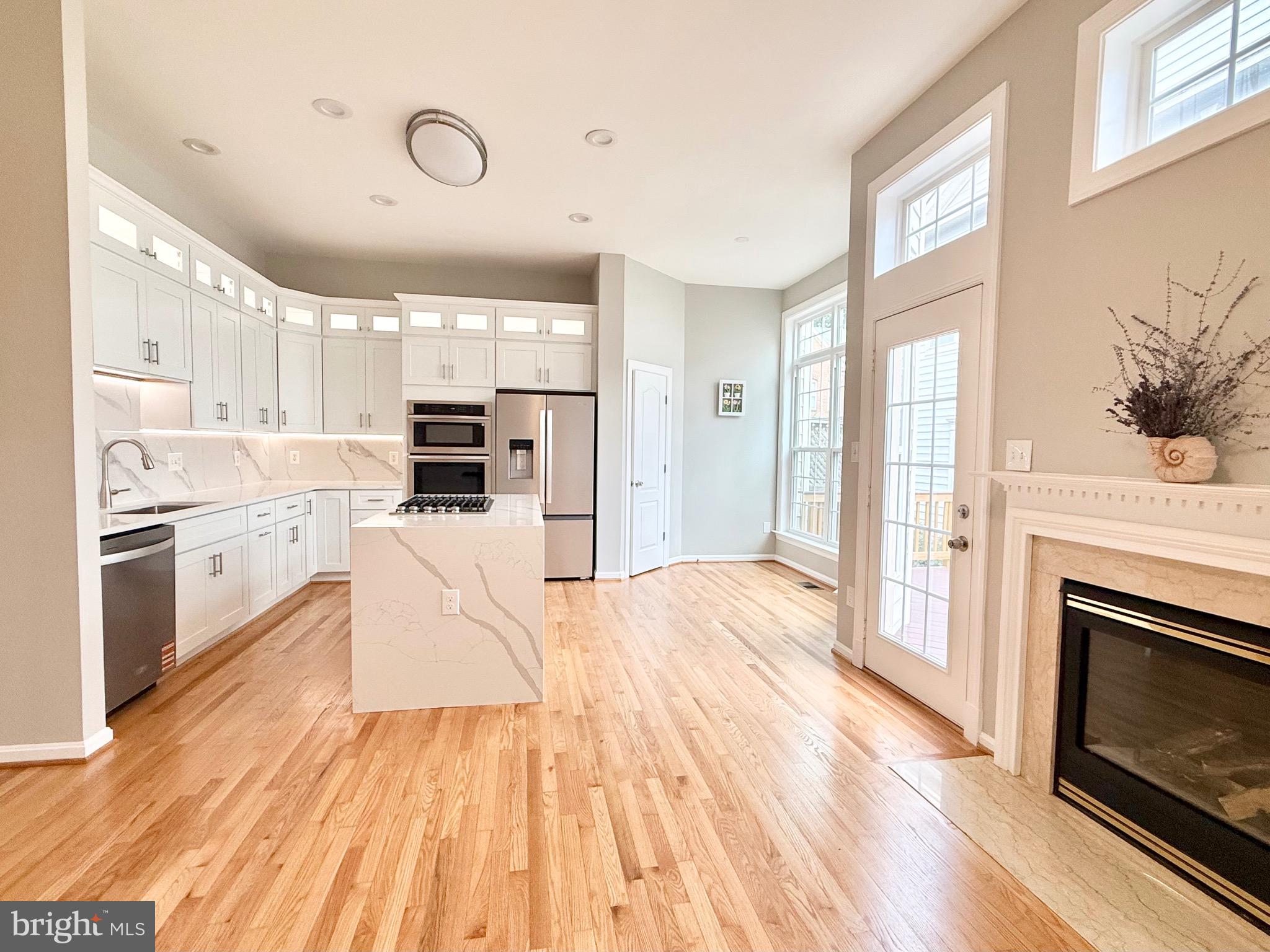 PROVIDENCE PARK - Residential