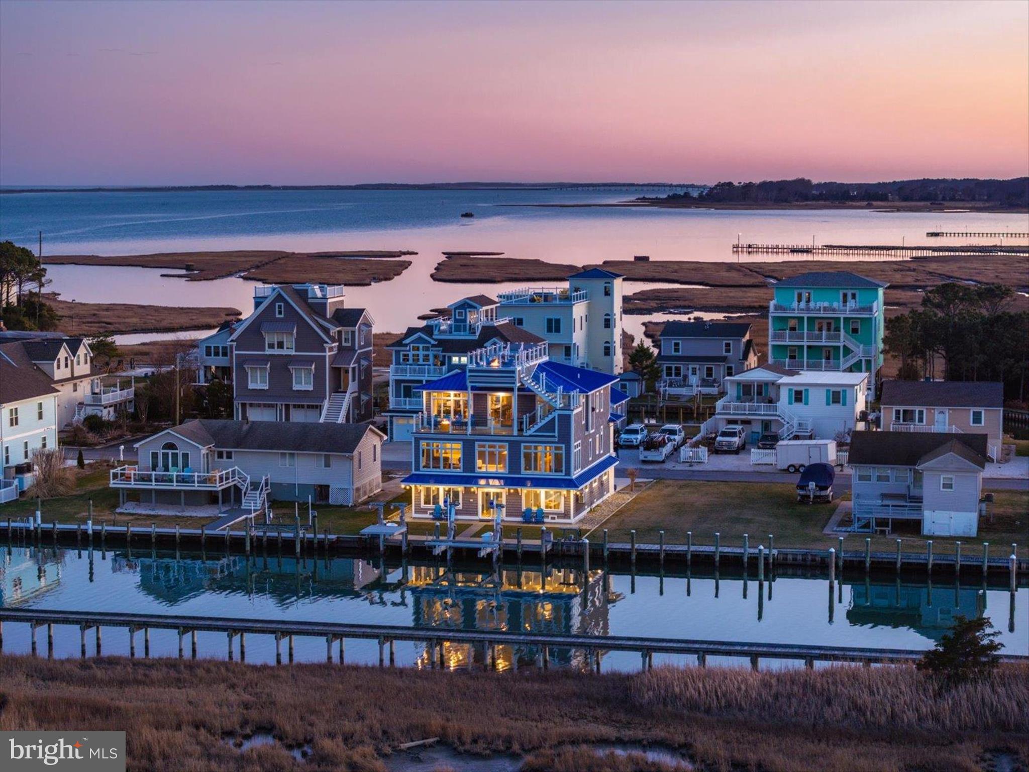 SNUG HARBOR - Residential