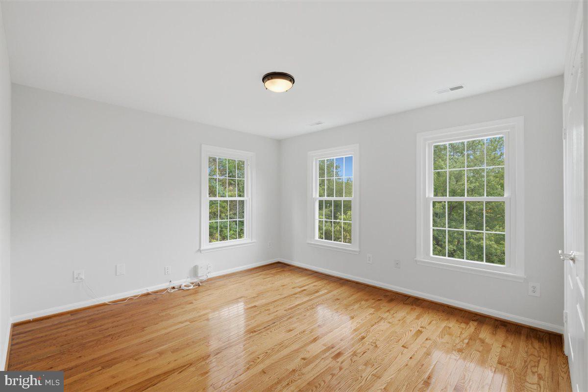 DARNESTOWN OUTSIDE - Residential