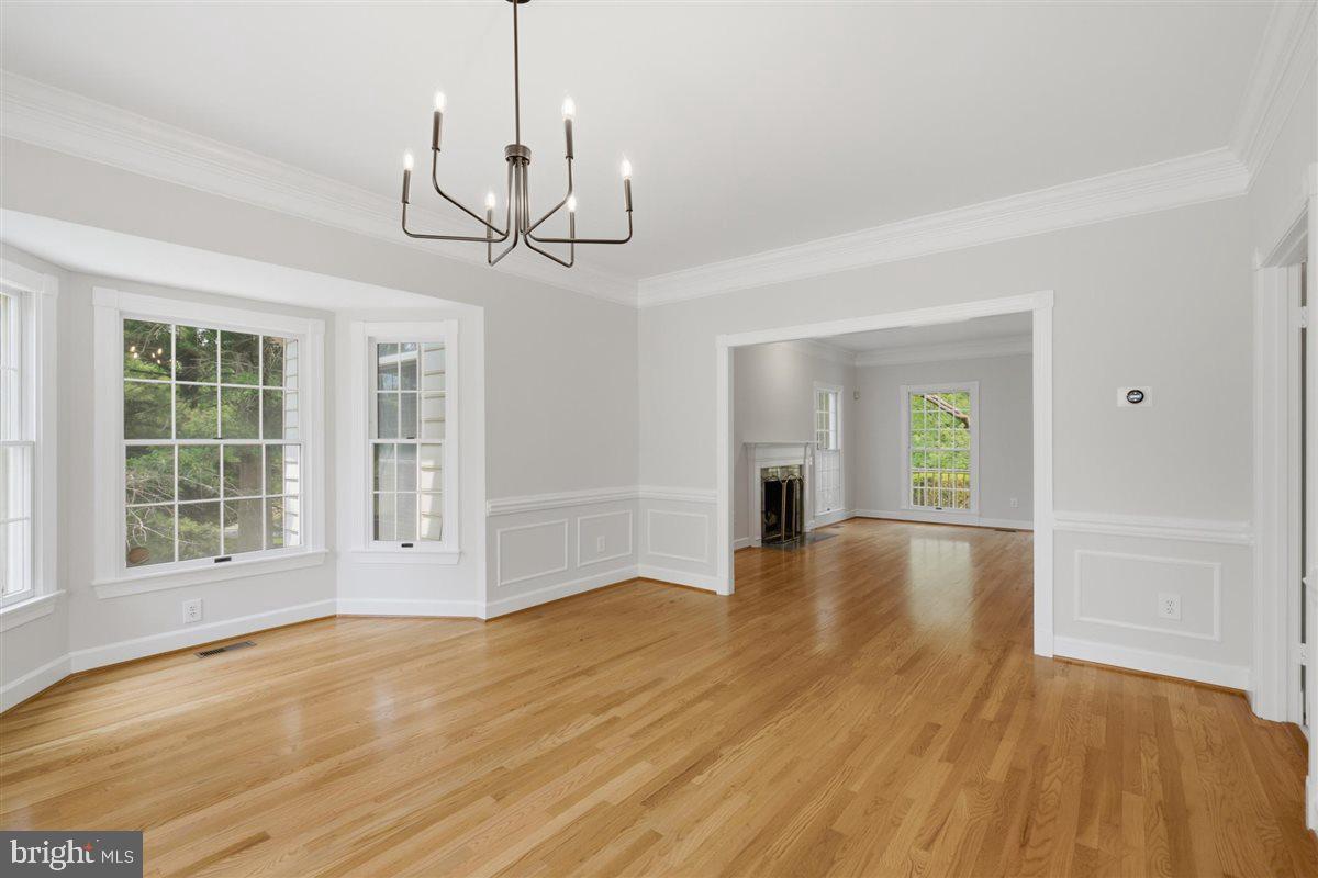 DARNESTOWN OUTSIDE - Residential