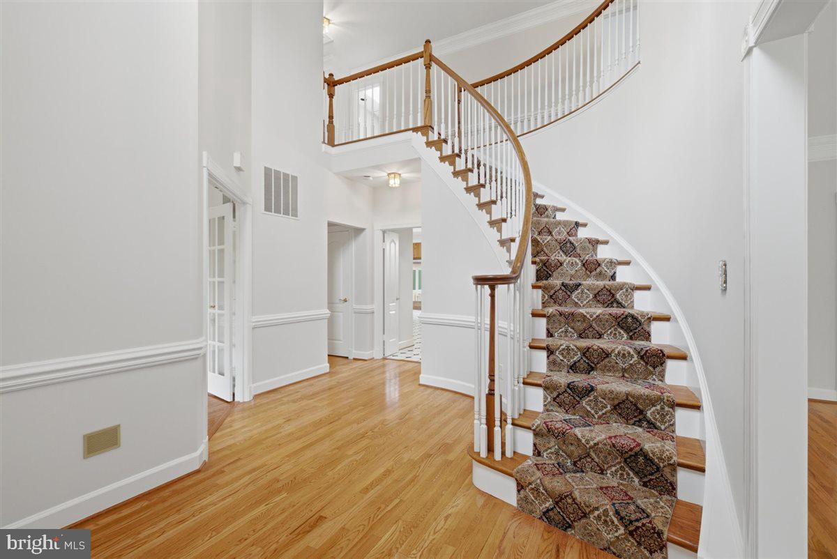DARNESTOWN OUTSIDE - Residential