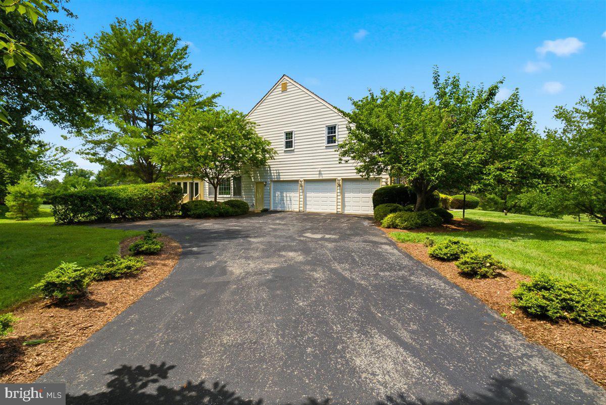 DARNESTOWN OUTSIDE - Residential