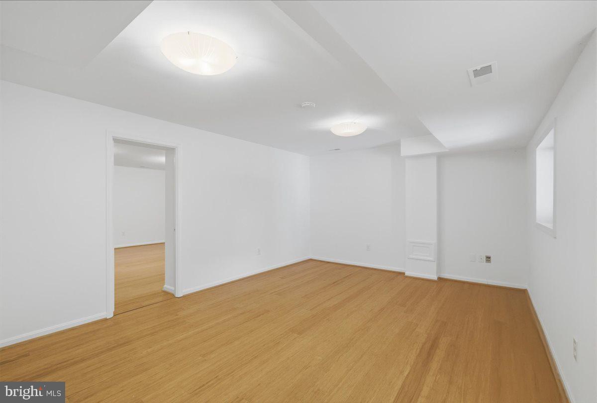 DARNESTOWN OUTSIDE - Residential