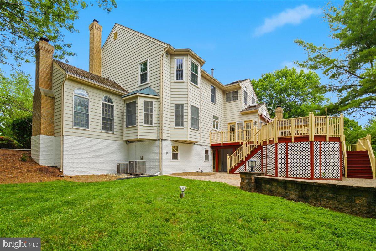 DARNESTOWN OUTSIDE - Residential