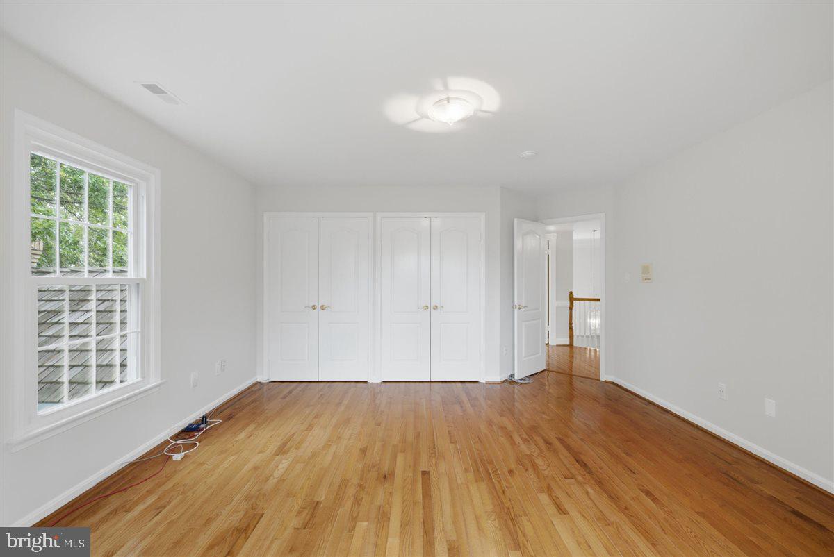 DARNESTOWN OUTSIDE - Residential