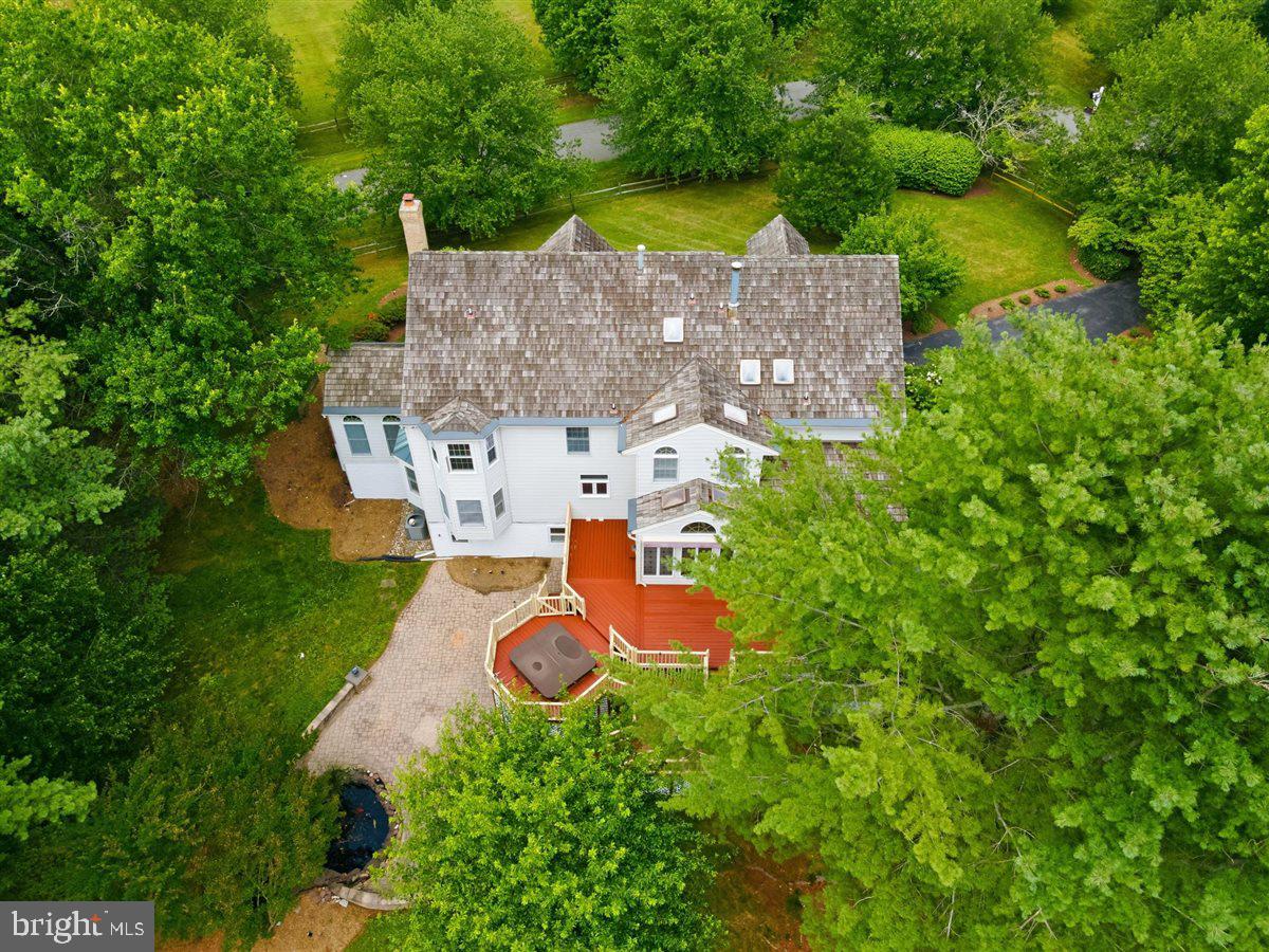 DARNESTOWN OUTSIDE - Residential