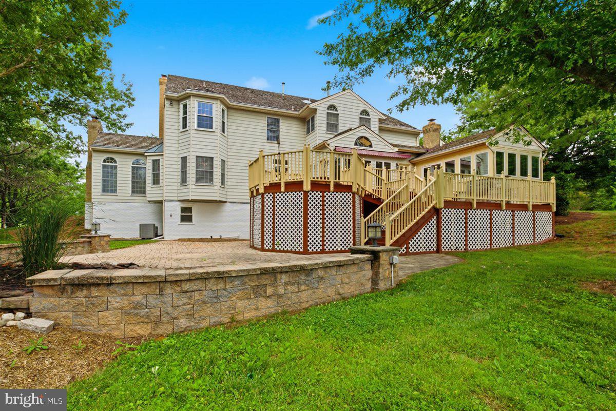 DARNESTOWN OUTSIDE - Residential