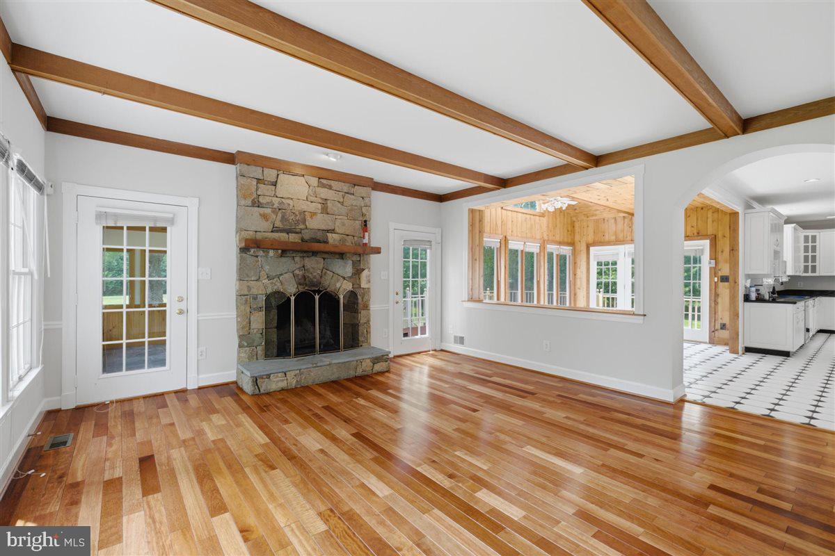 DARNESTOWN OUTSIDE - Residential