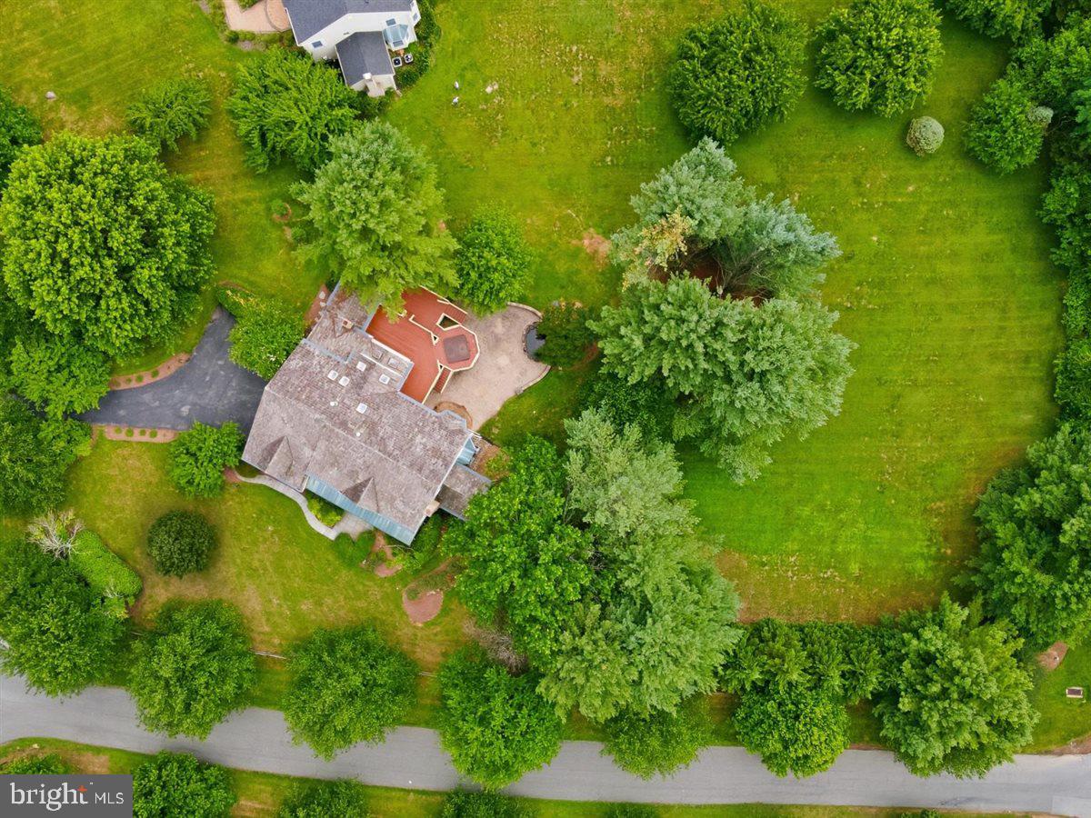 DARNESTOWN OUTSIDE - Residential