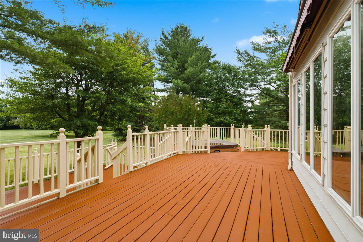 DARNESTOWN OUTSIDE - Residential
