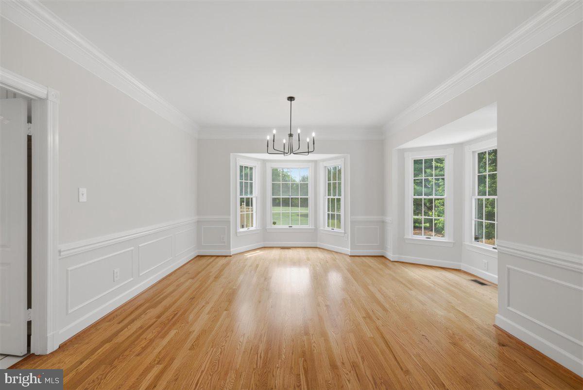 DARNESTOWN OUTSIDE - Residential